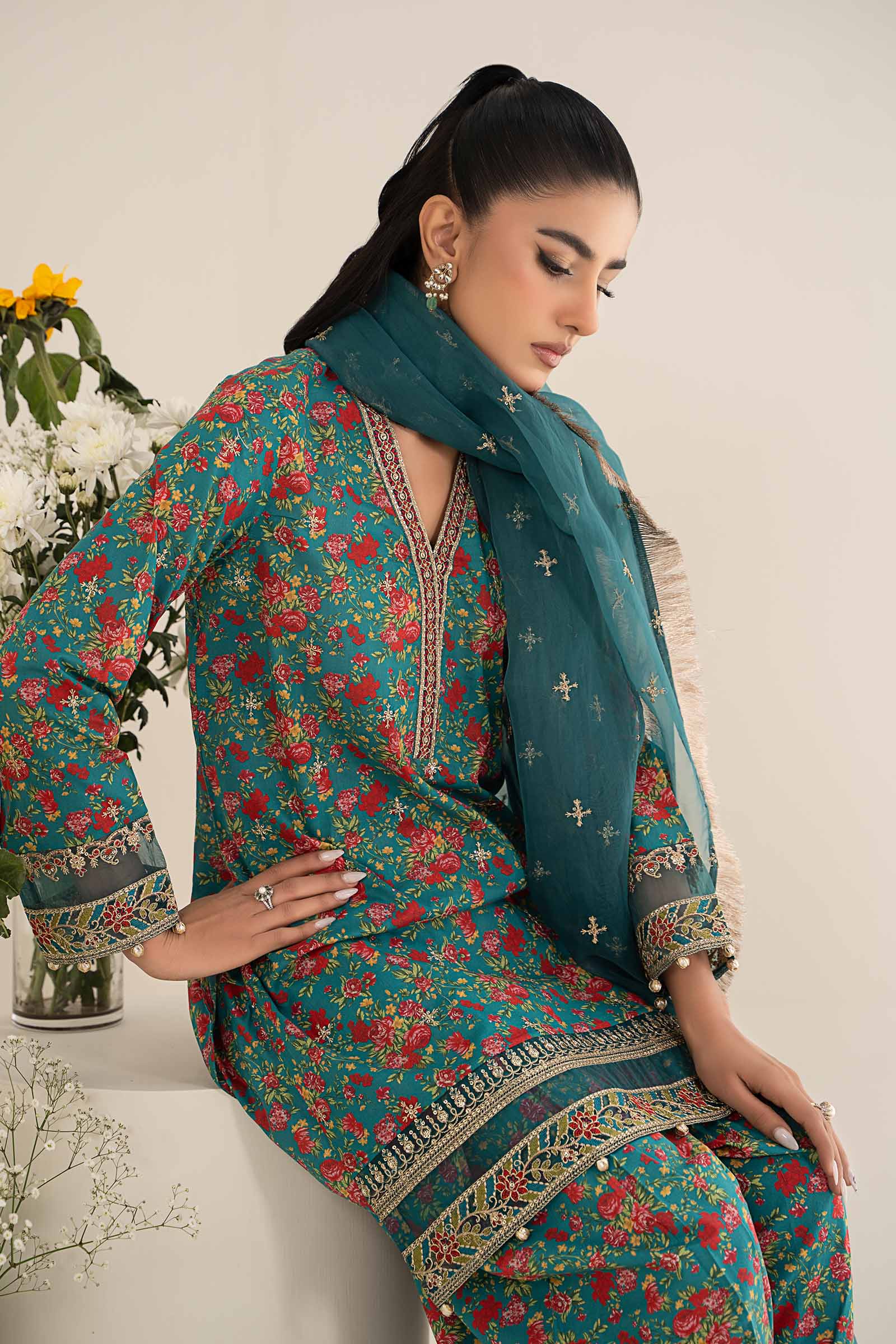 3 Piece Embroidered Lawn Suit