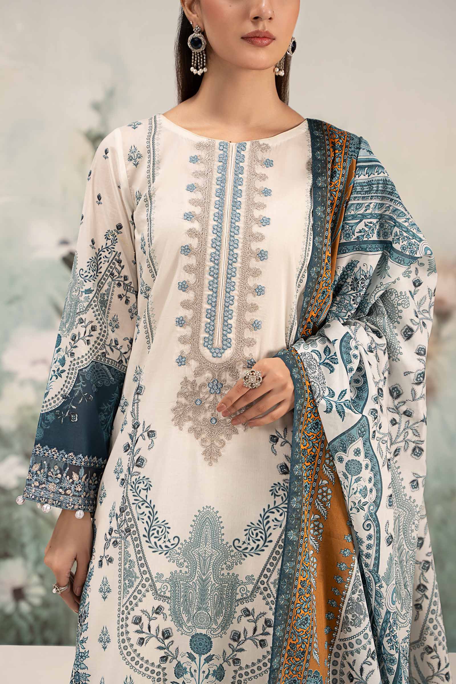 3 Piece Embroidered Lawn Suit