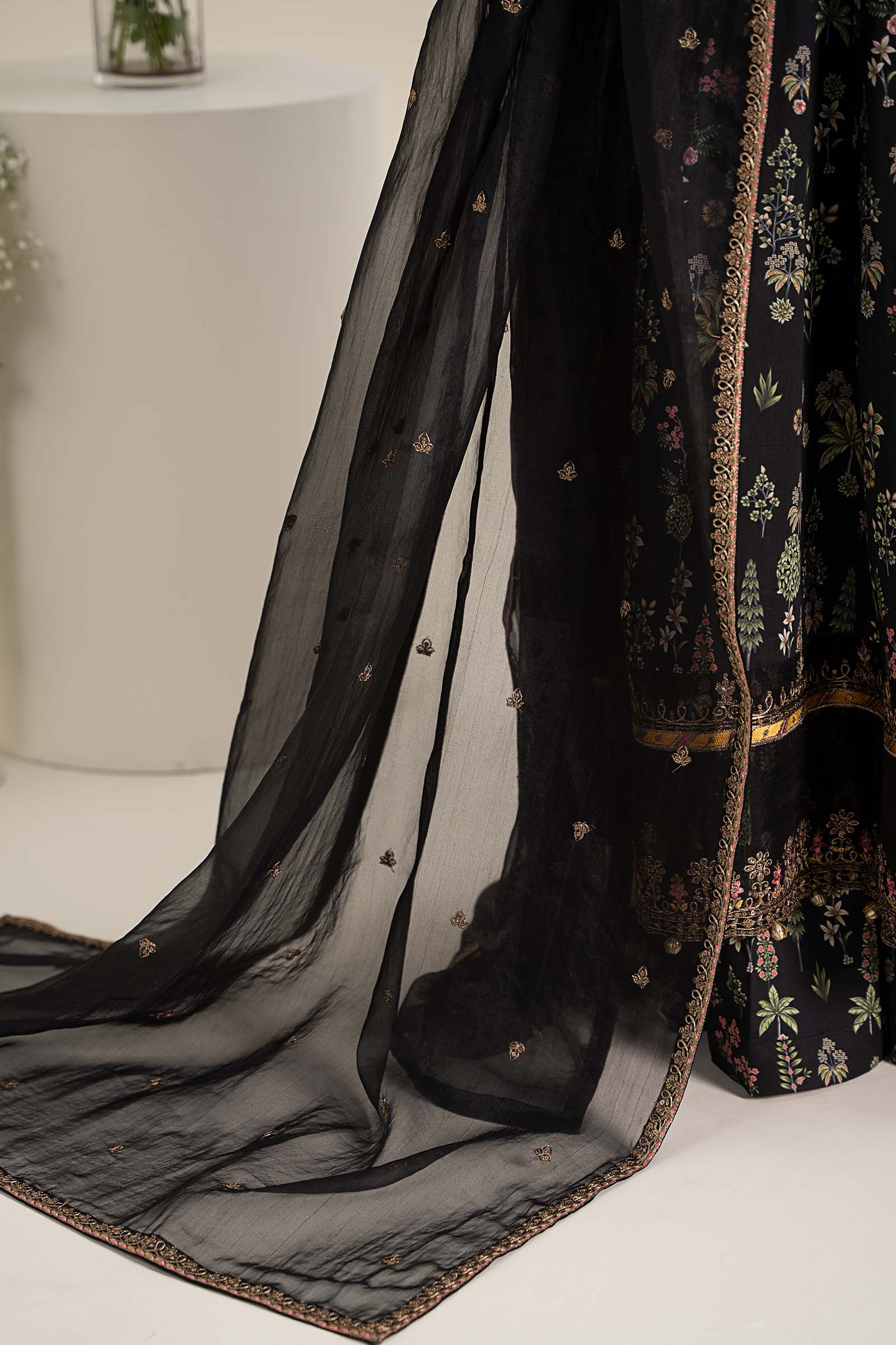 3 Piece Embroidered Lawn Suit