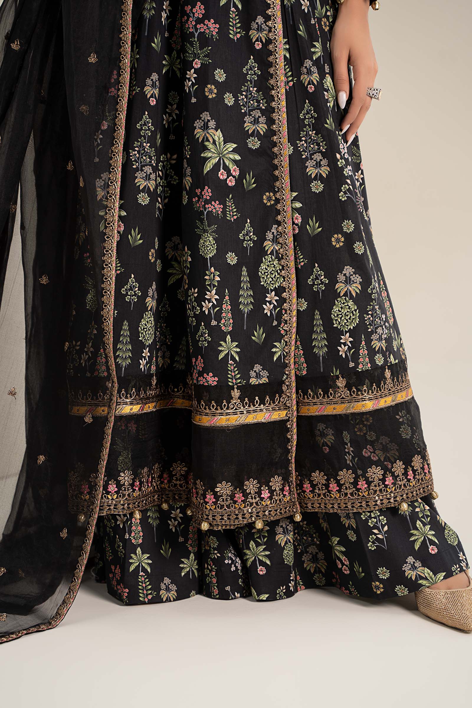 3 Piece Embroidered Lawn Suit