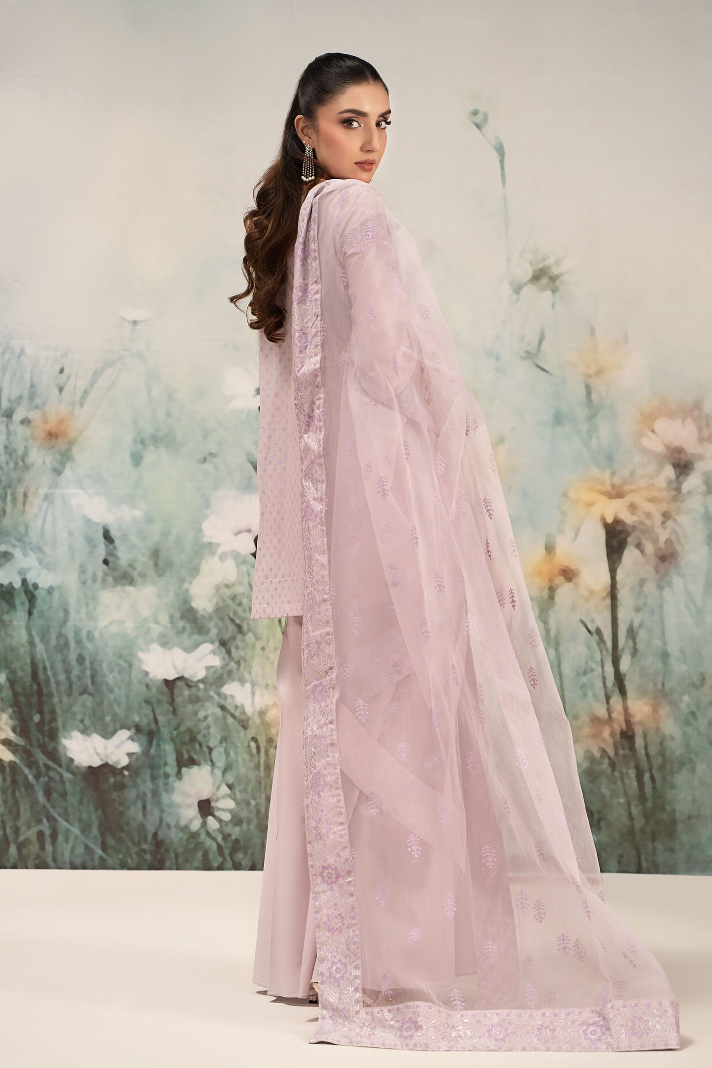 3 Piece Embroidered Lawn Suit