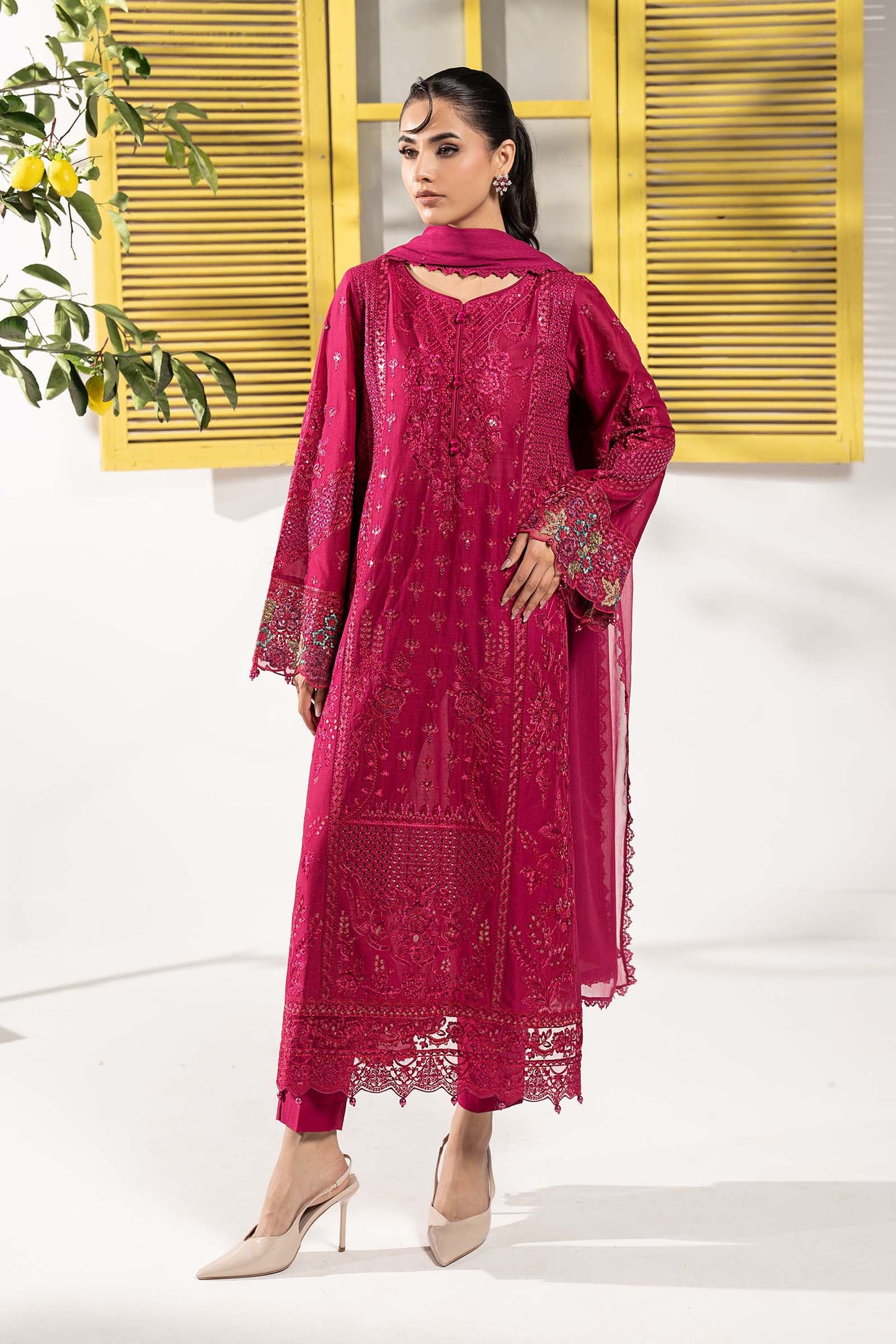 3 Piece Embroidered Lawn Suit