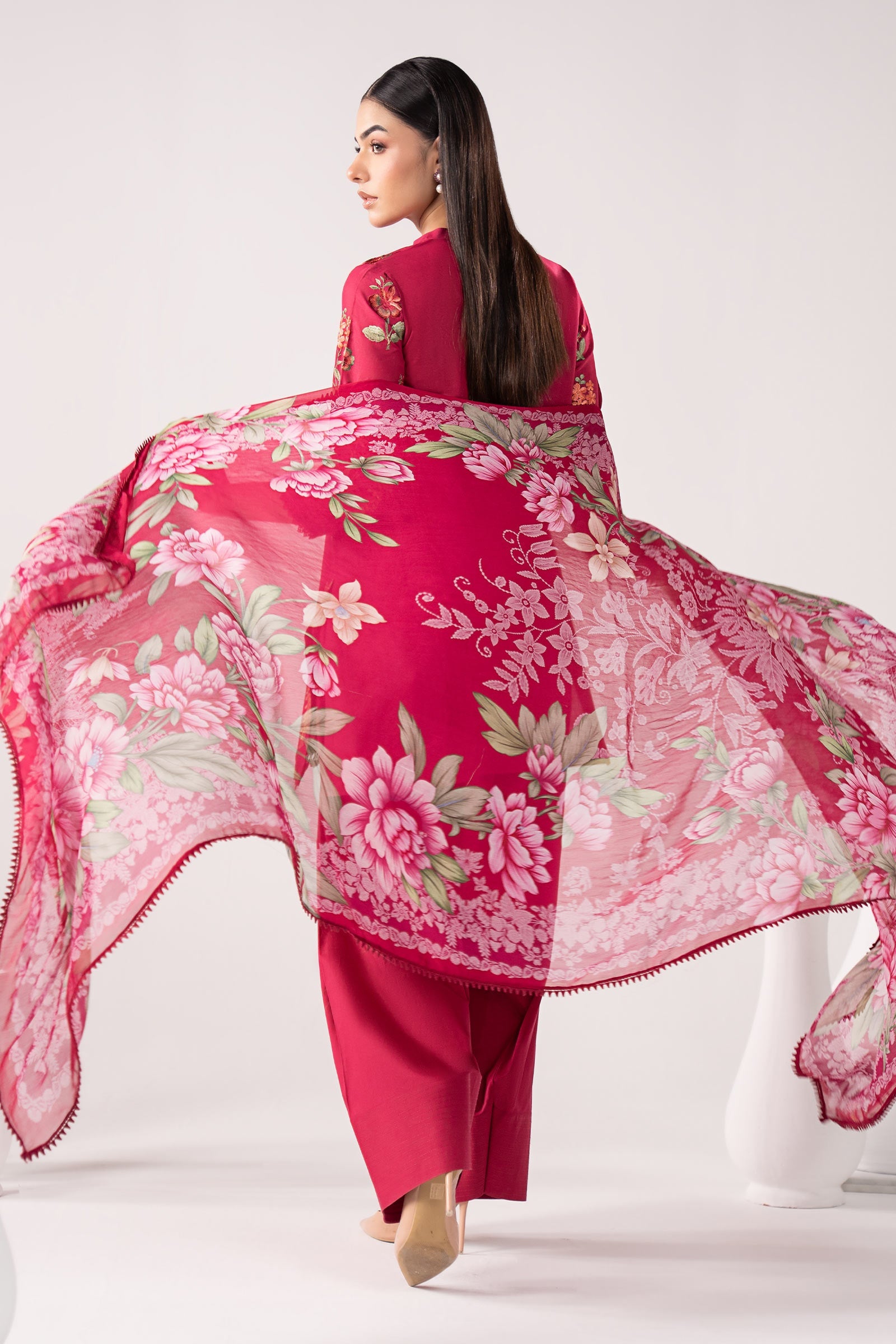 3 Piece Embroidered Lawn Suit