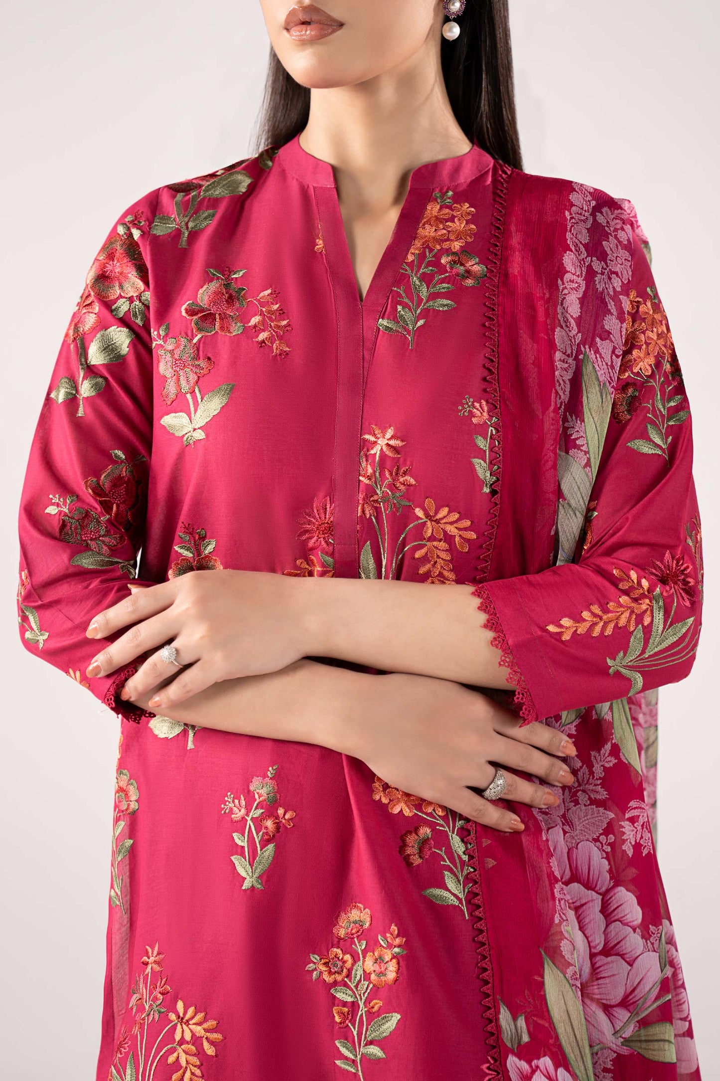 3 Piece Embroidered Lawn Suit