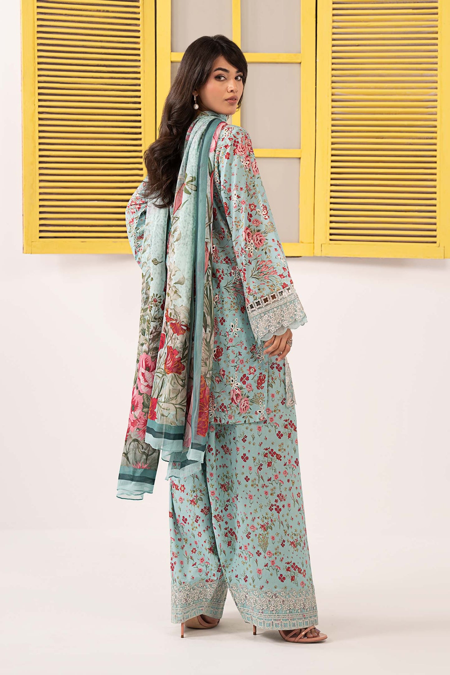 3 Piece Embroidered Lawn Suit