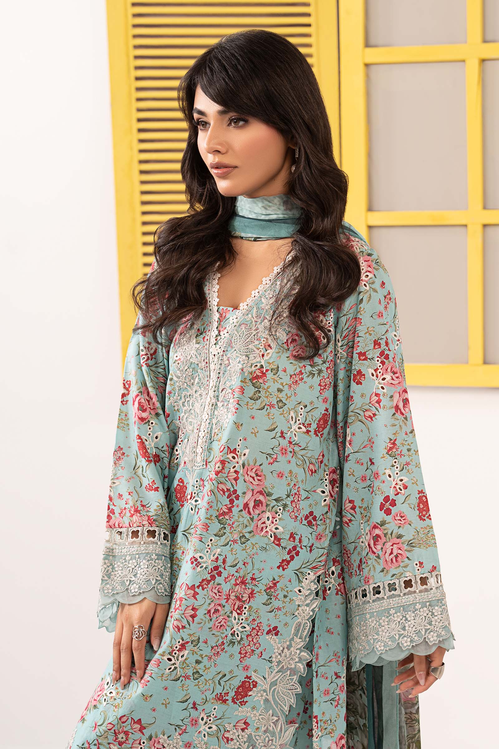 3 Piece Embroidered Lawn Suit