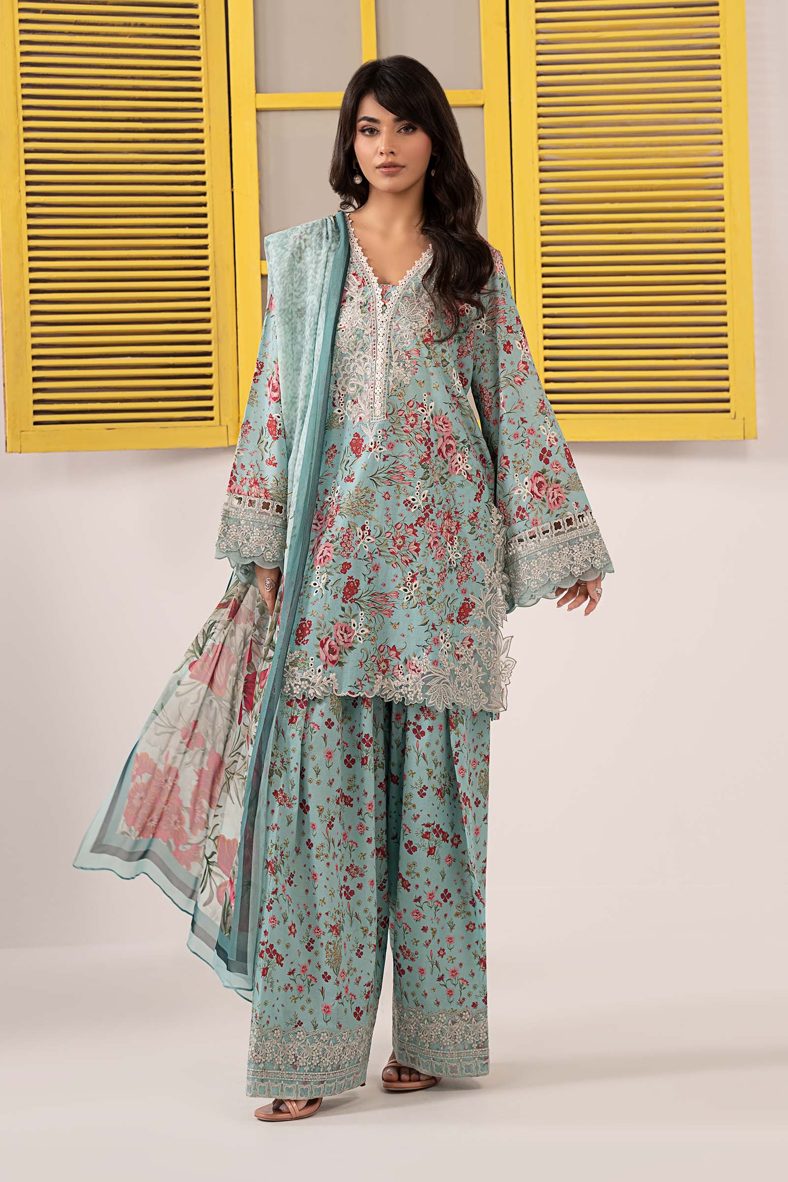 3 Piece Embroidered Lawn Suit