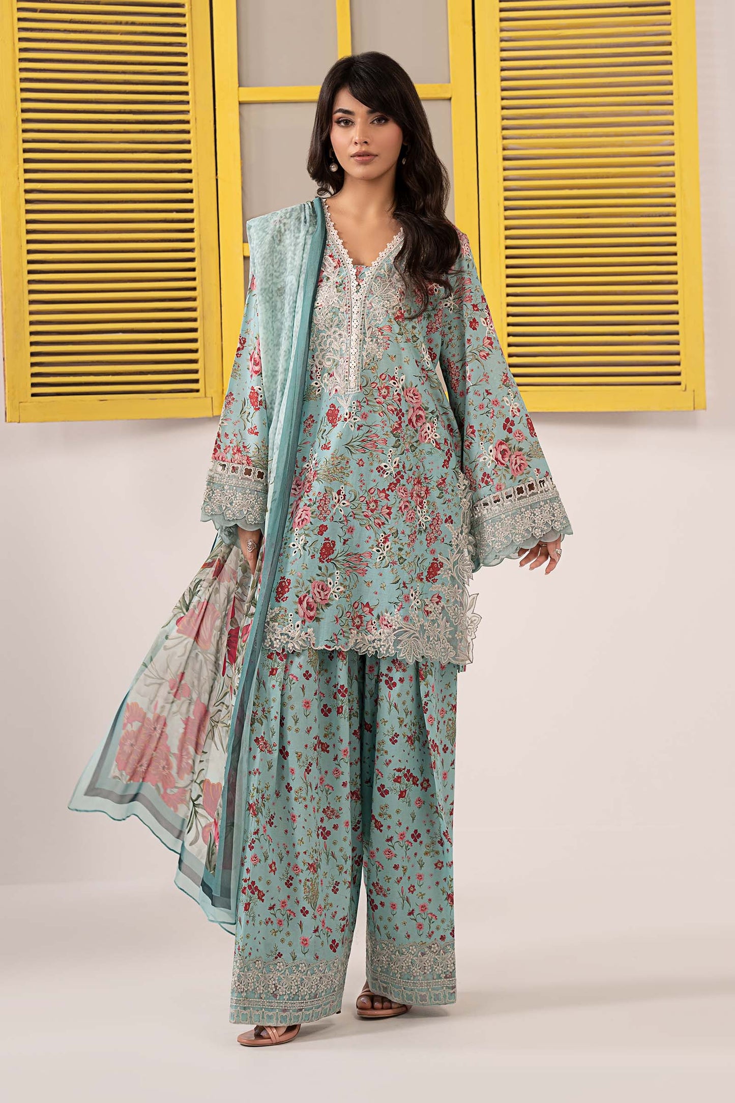 3 Piece Embroidered Lawn Suit
