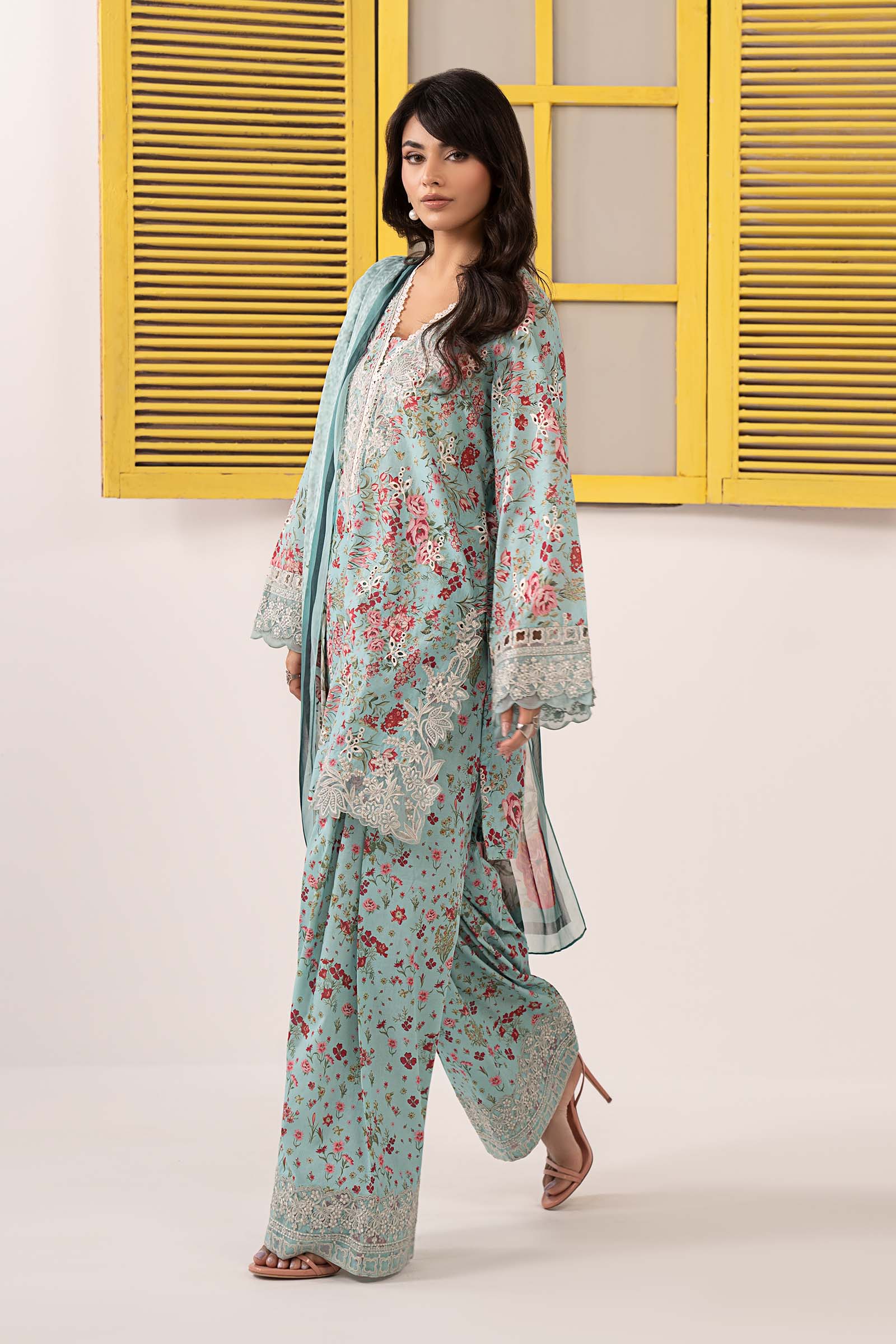 3 Piece Embroidered Lawn Suit