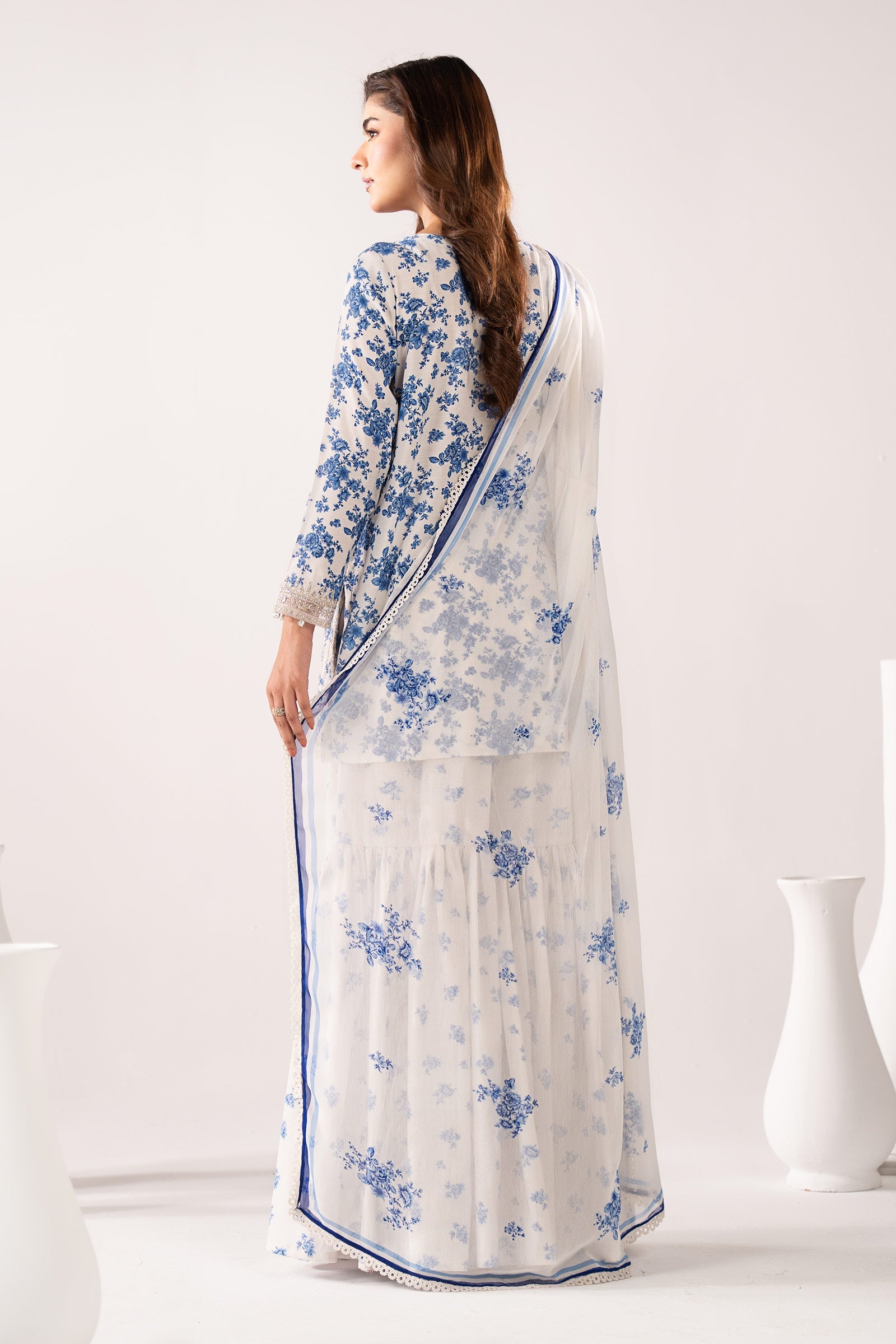 3 Piece Embroidered Lawn Suit