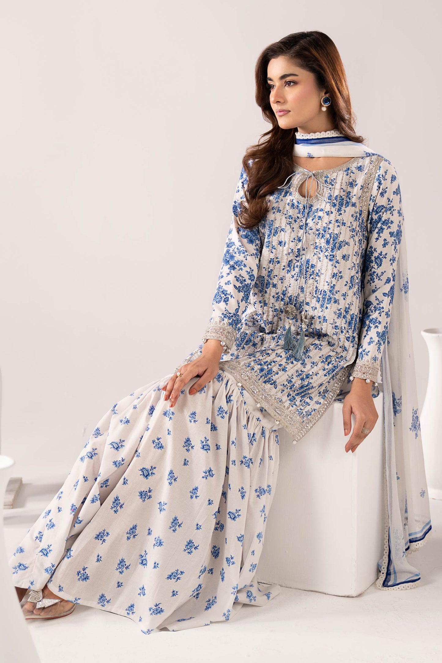 3 Piece Embroidered Lawn Suit