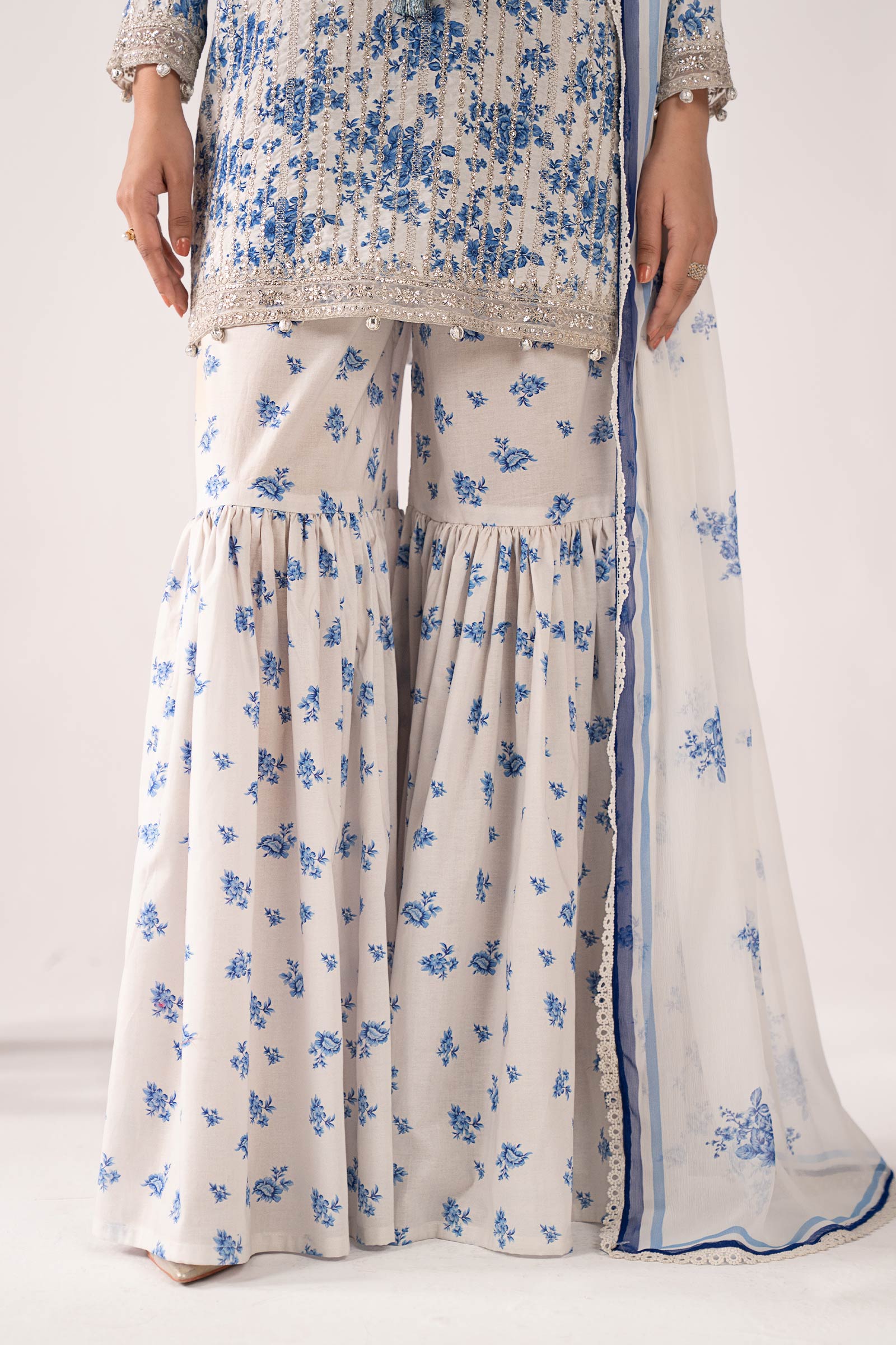 3 Piece Embroidered Lawn Suit