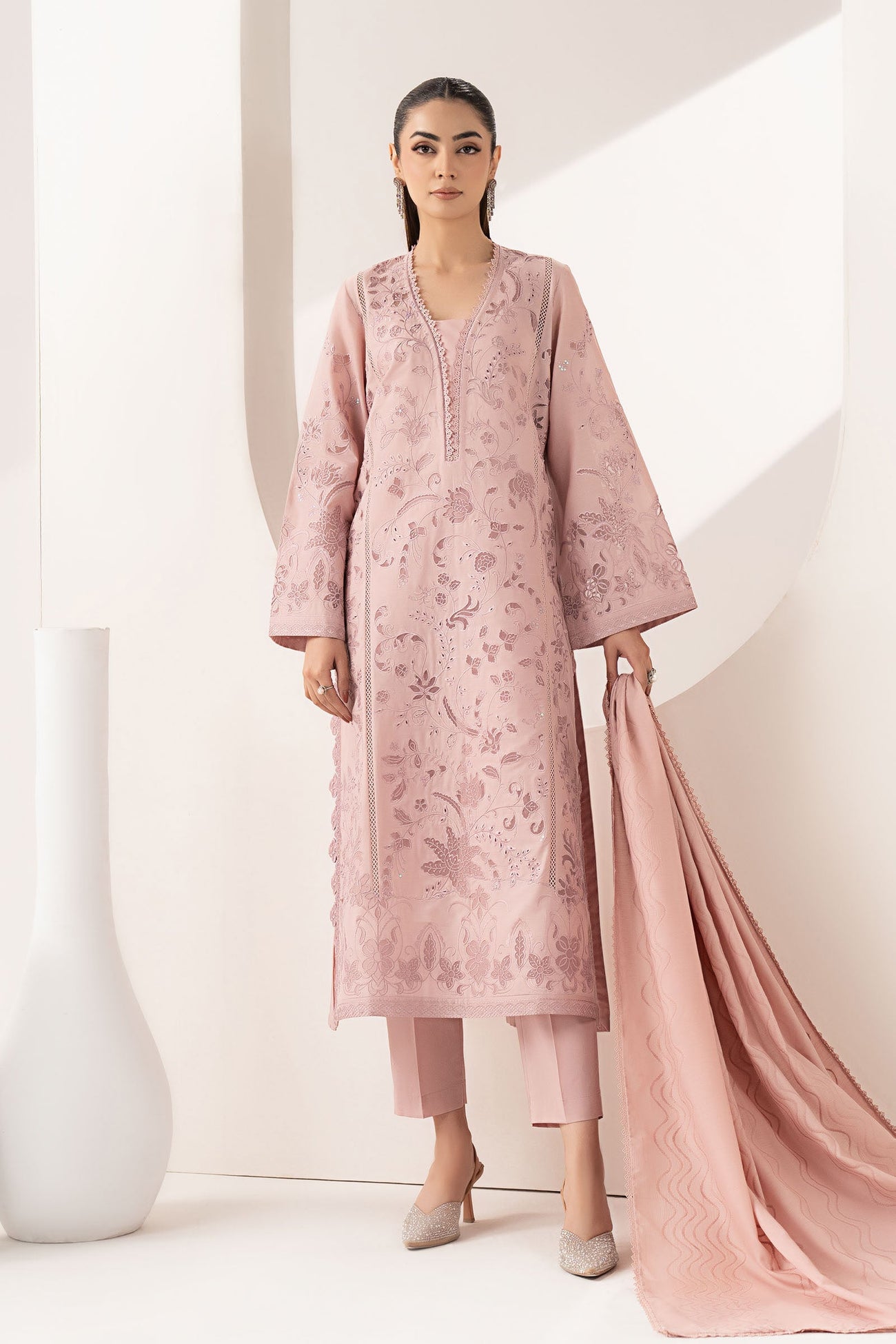 3 Piece Embroidered Lawn Suit