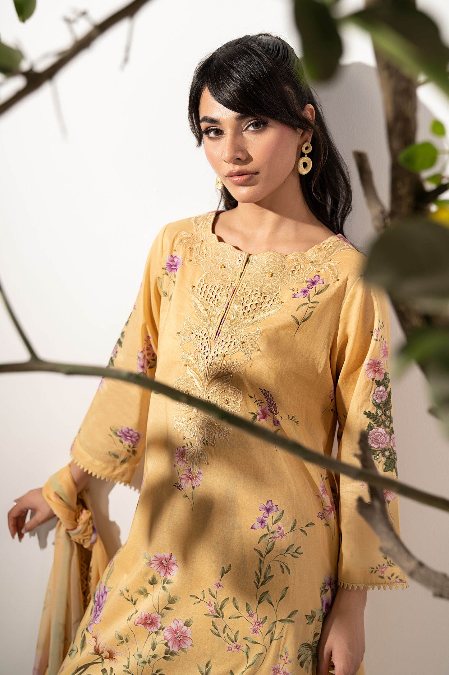 3 Piece Embroidered Lawn Suit