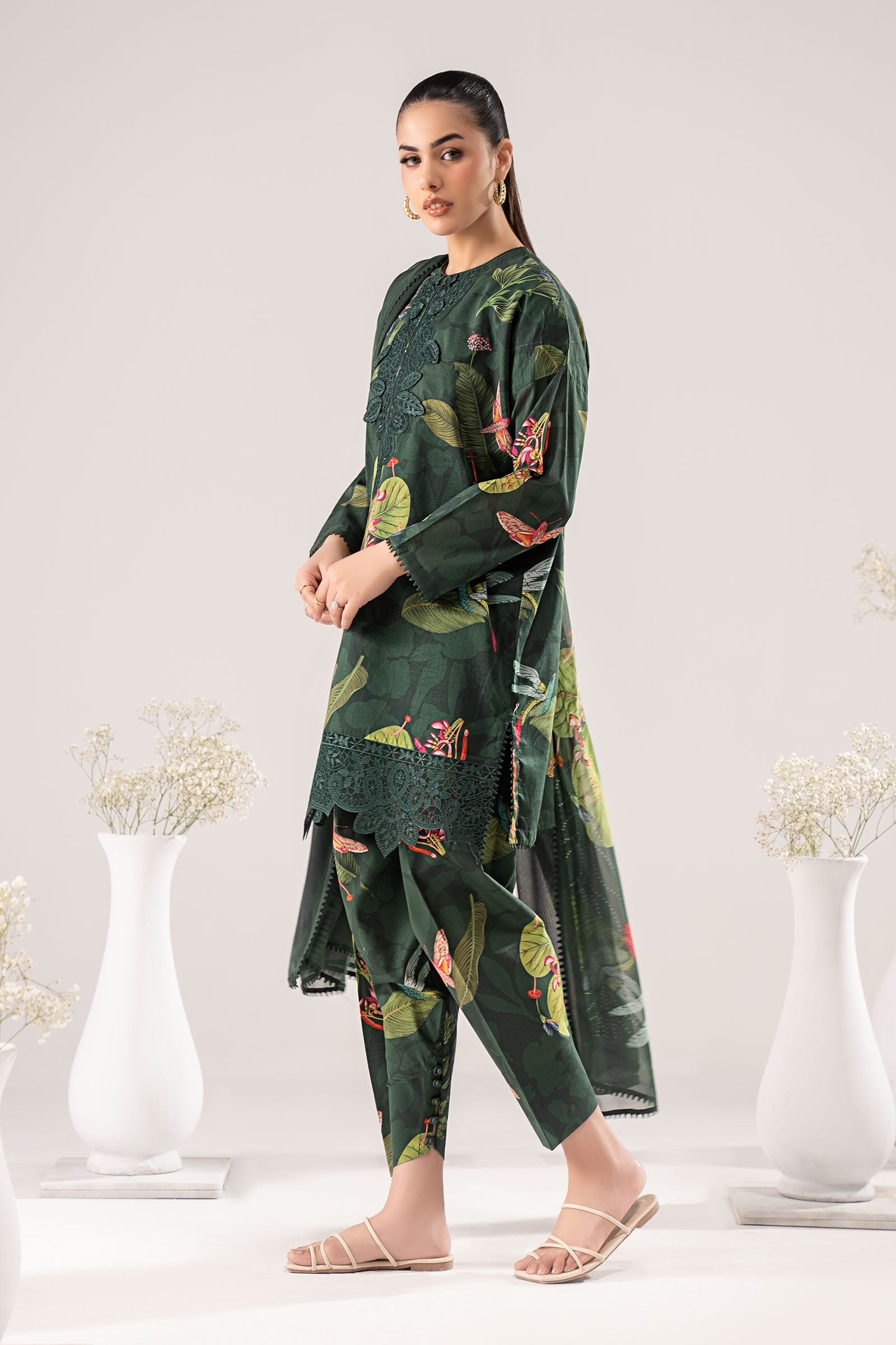 3 Piece Embroidered Lawn Suit