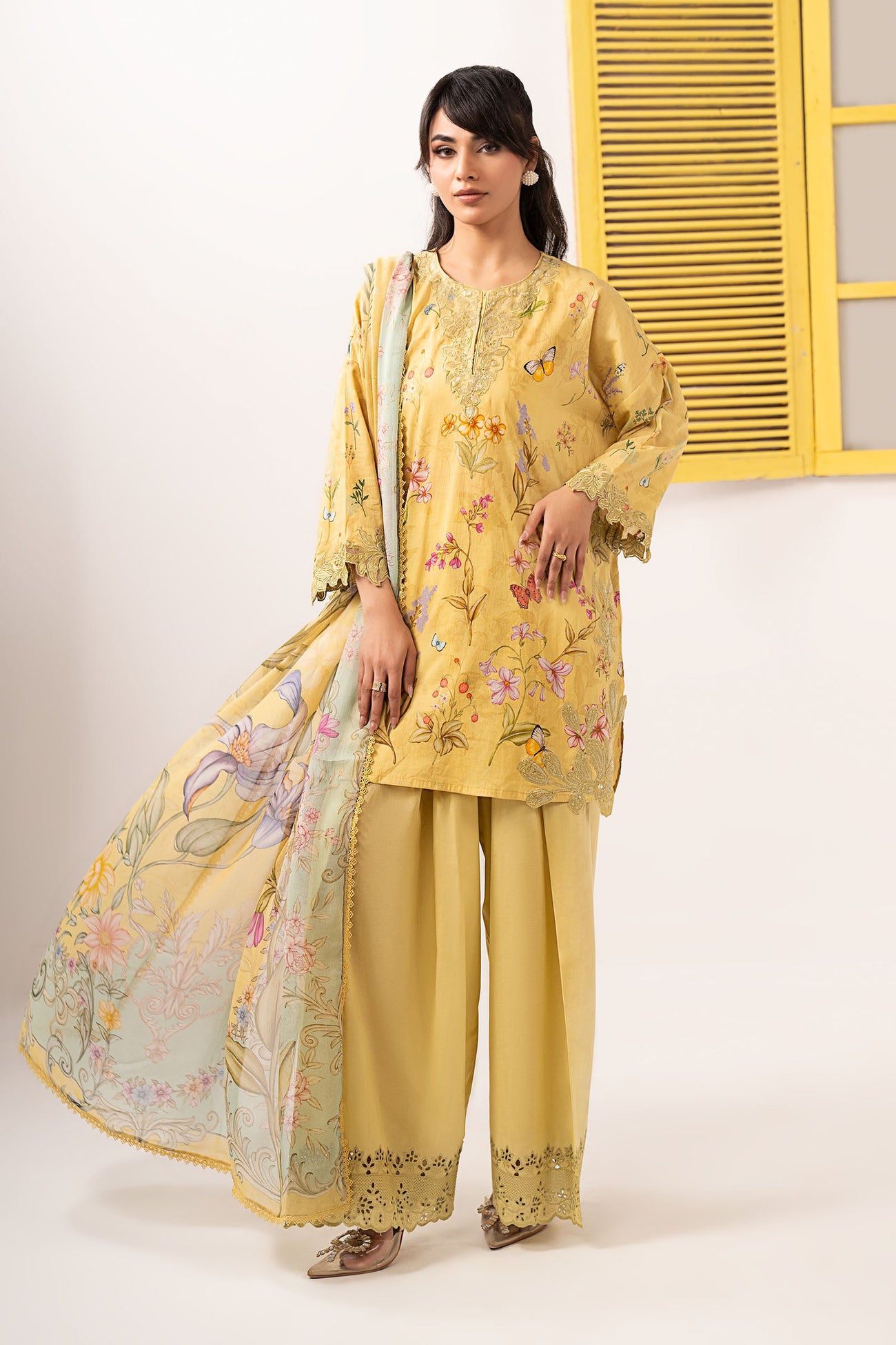 3 Piece Embroidered Lawn Suit
