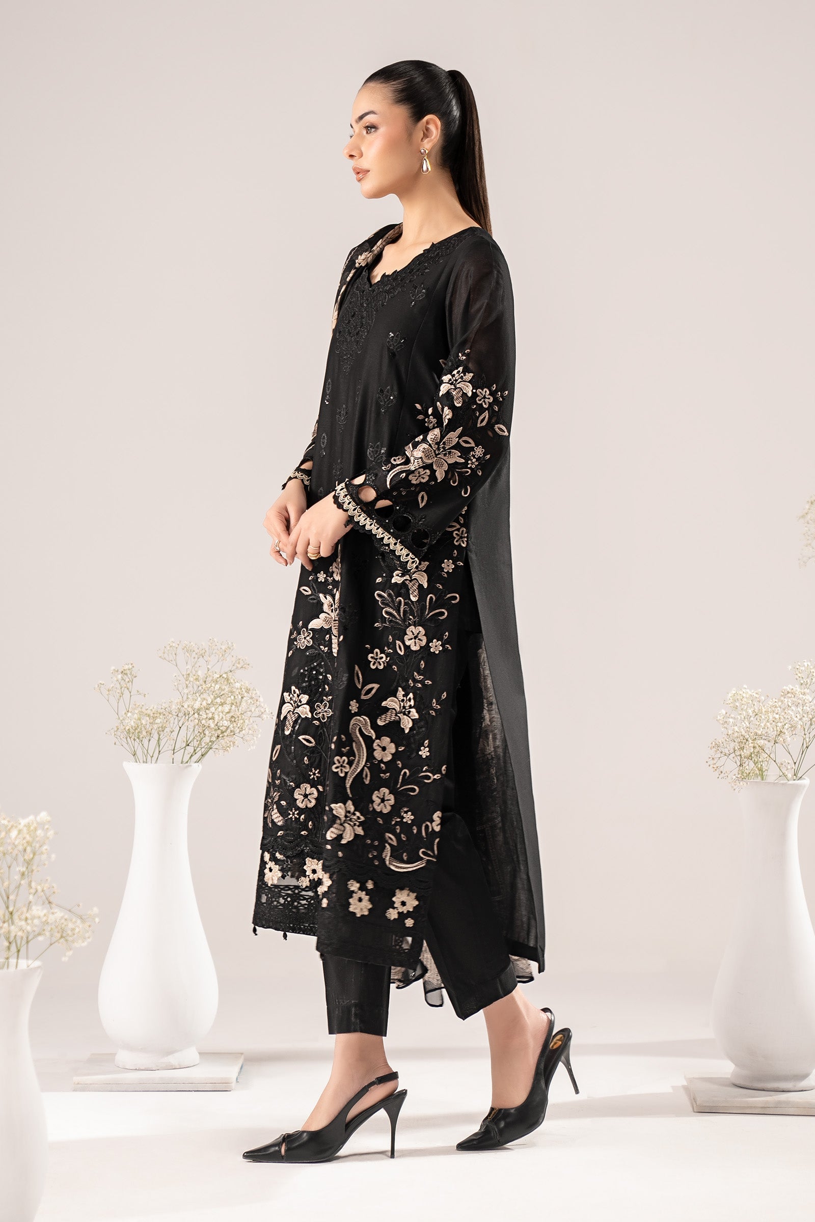 美品♡MARIA FULL SUIT ブラック値下げ不可 3 Piece Embroidered Lawn Suit – Maria.B. Designs (AE)