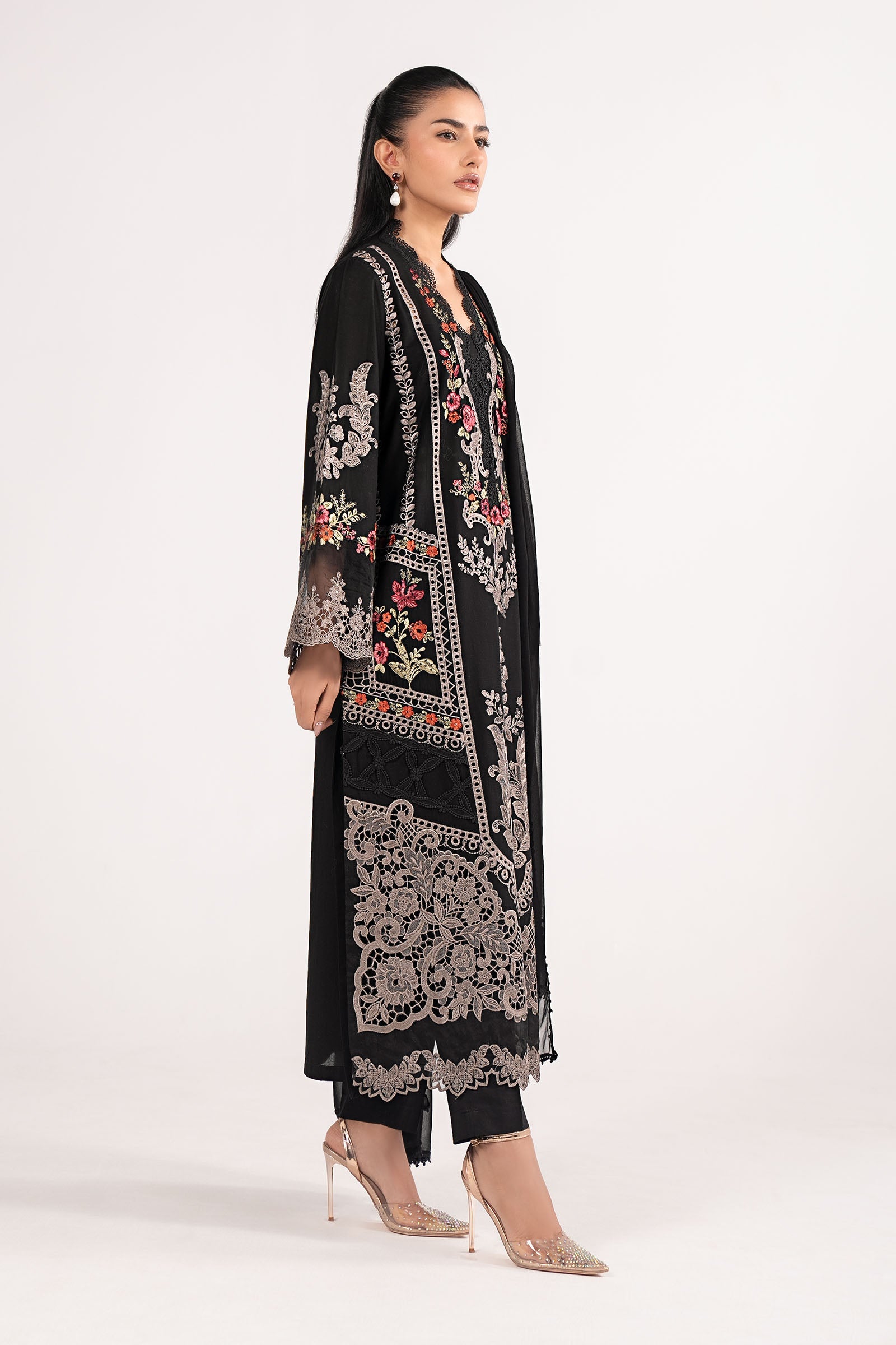 3 Piece Embroidered Lawn Suit