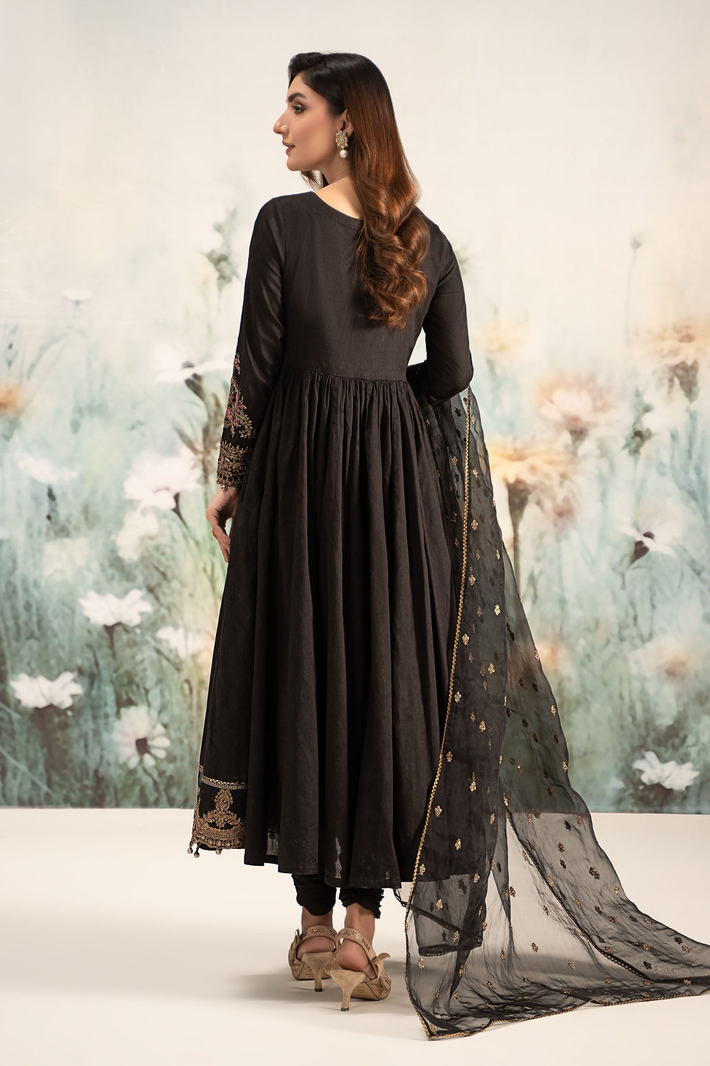 3 Piece Embroidered Self Jacquard Lawn Suit