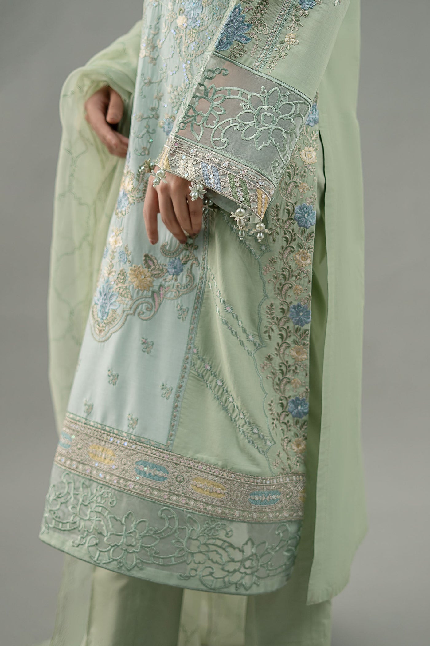 3 Piece Embroidered Lawn Suit