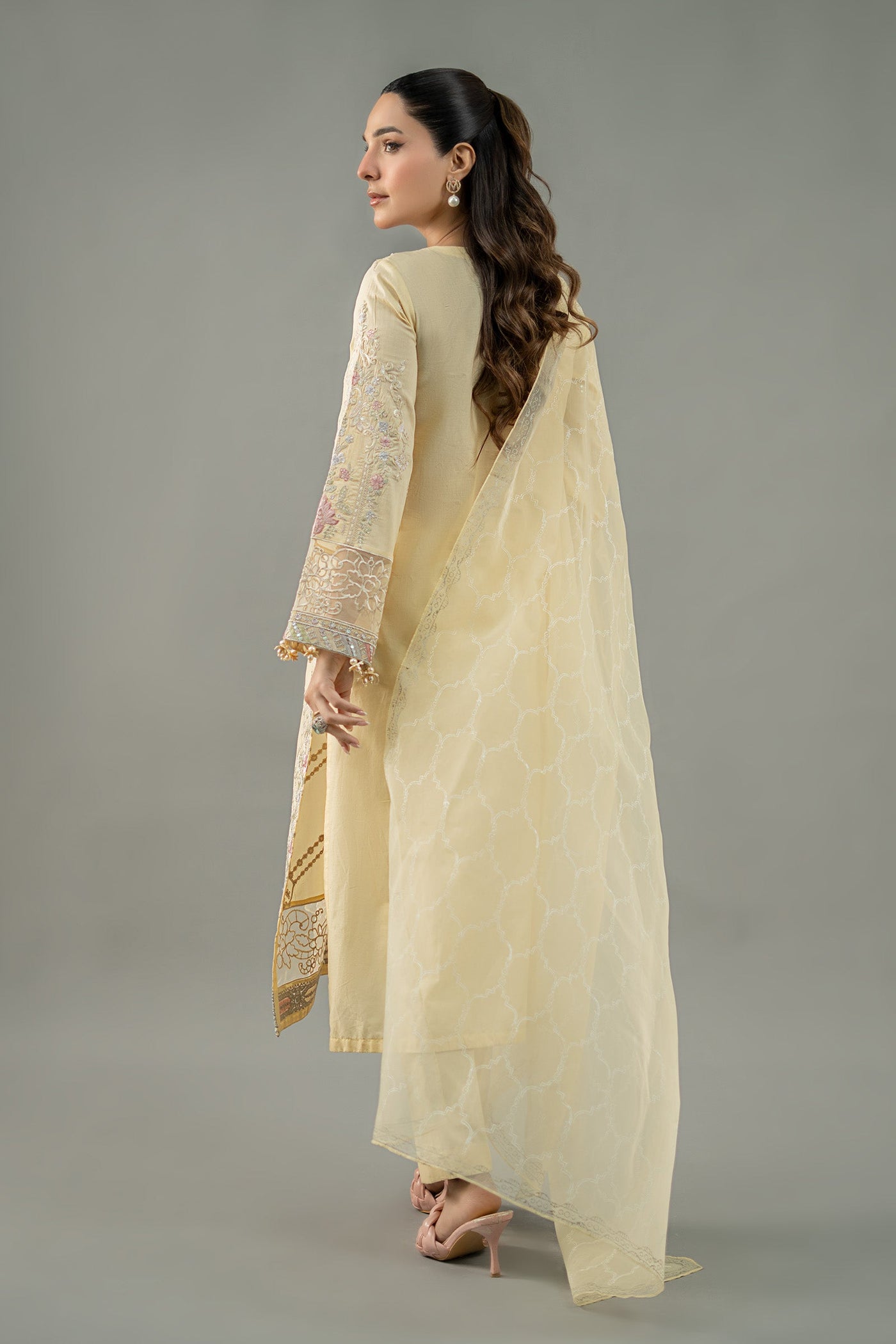 3 Piece Embroidered Lawn Suit
