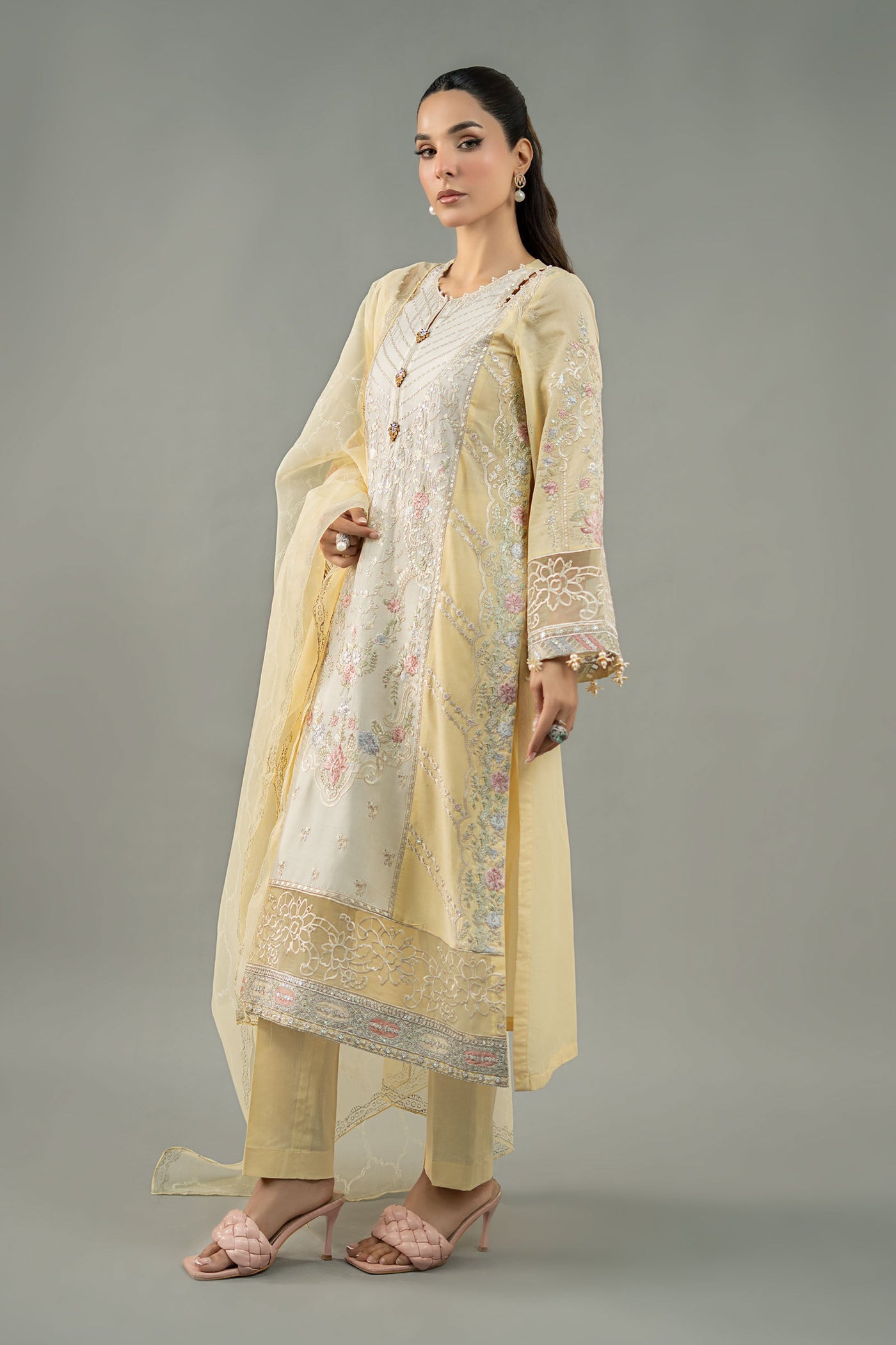 3 Piece Embroidered Lawn Suit