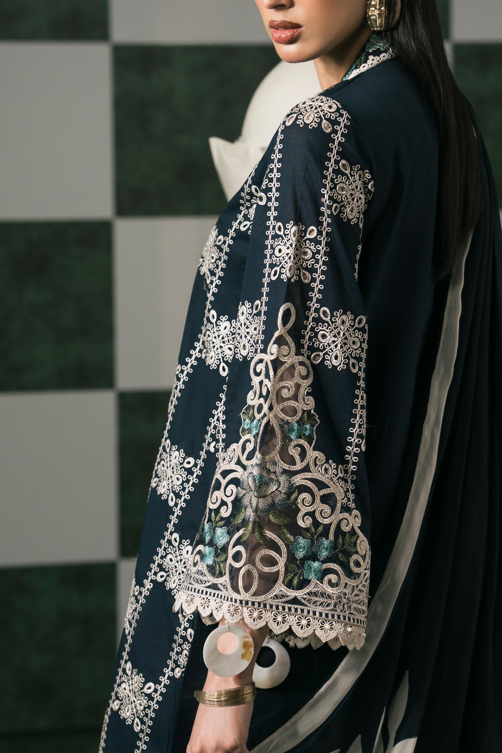 3 Piece Embroidered Lawn Suit