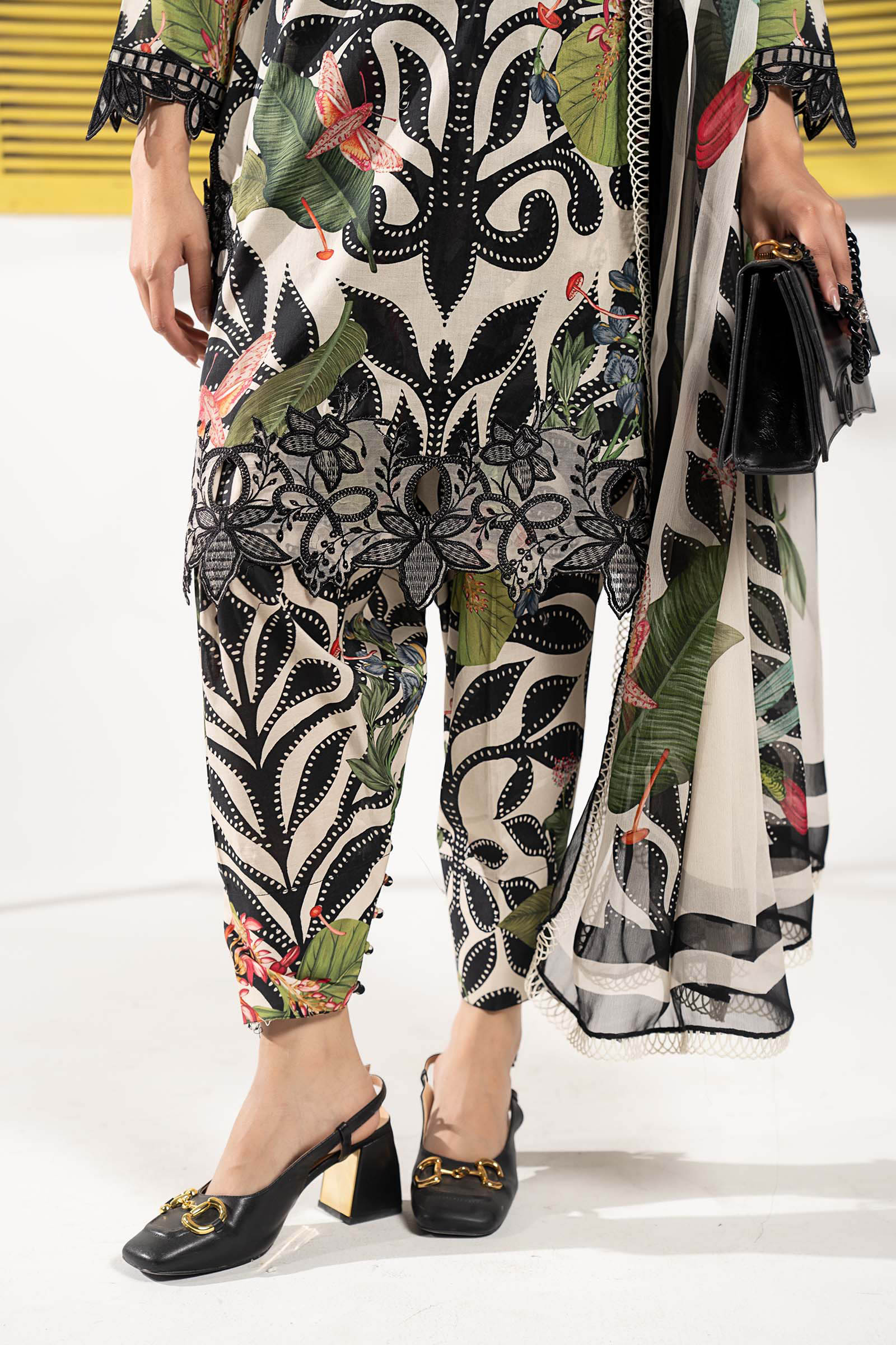 3 Piece Embroidered Lawn Suit