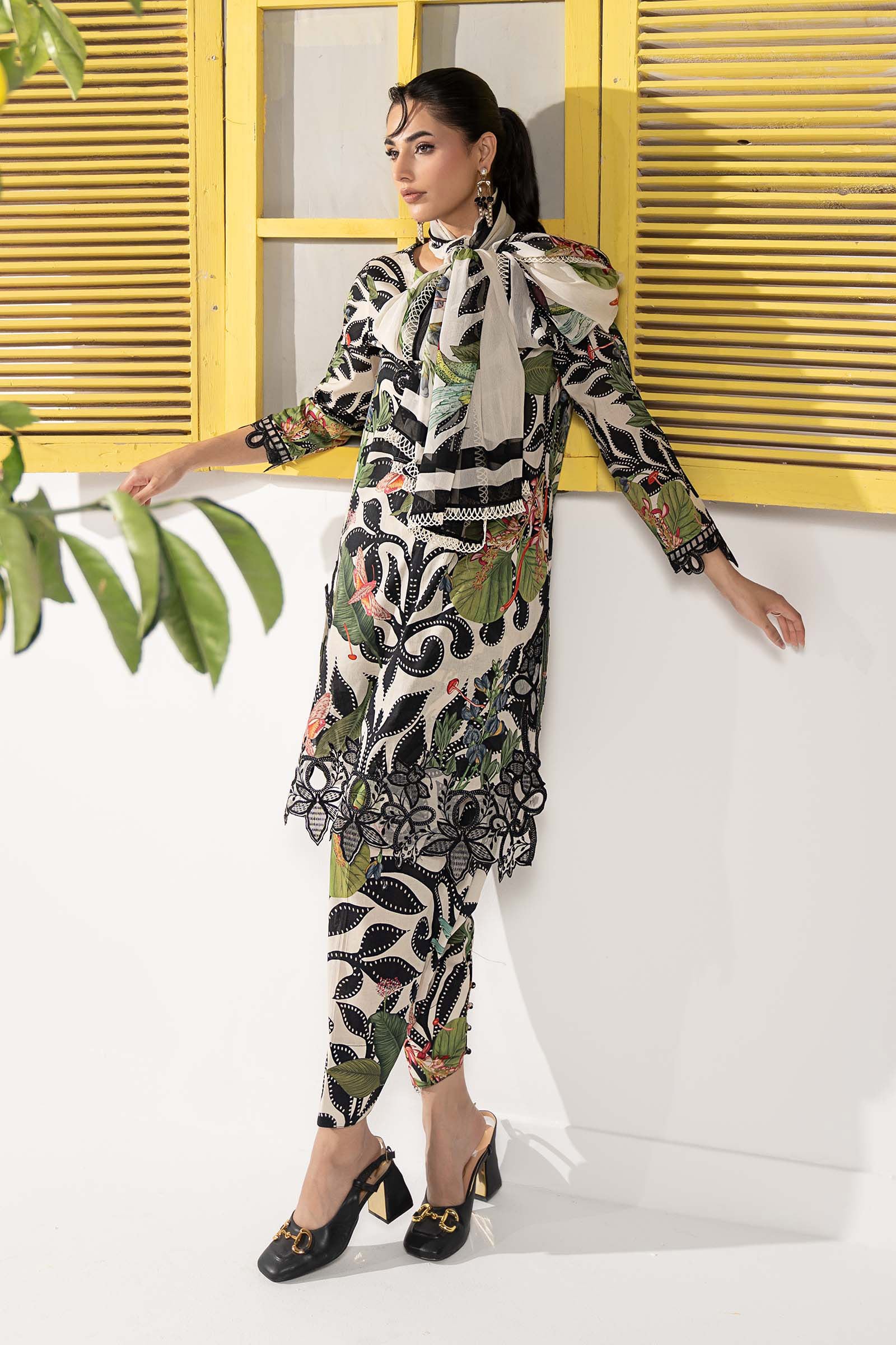 3 Piece Embroidered Lawn Suit