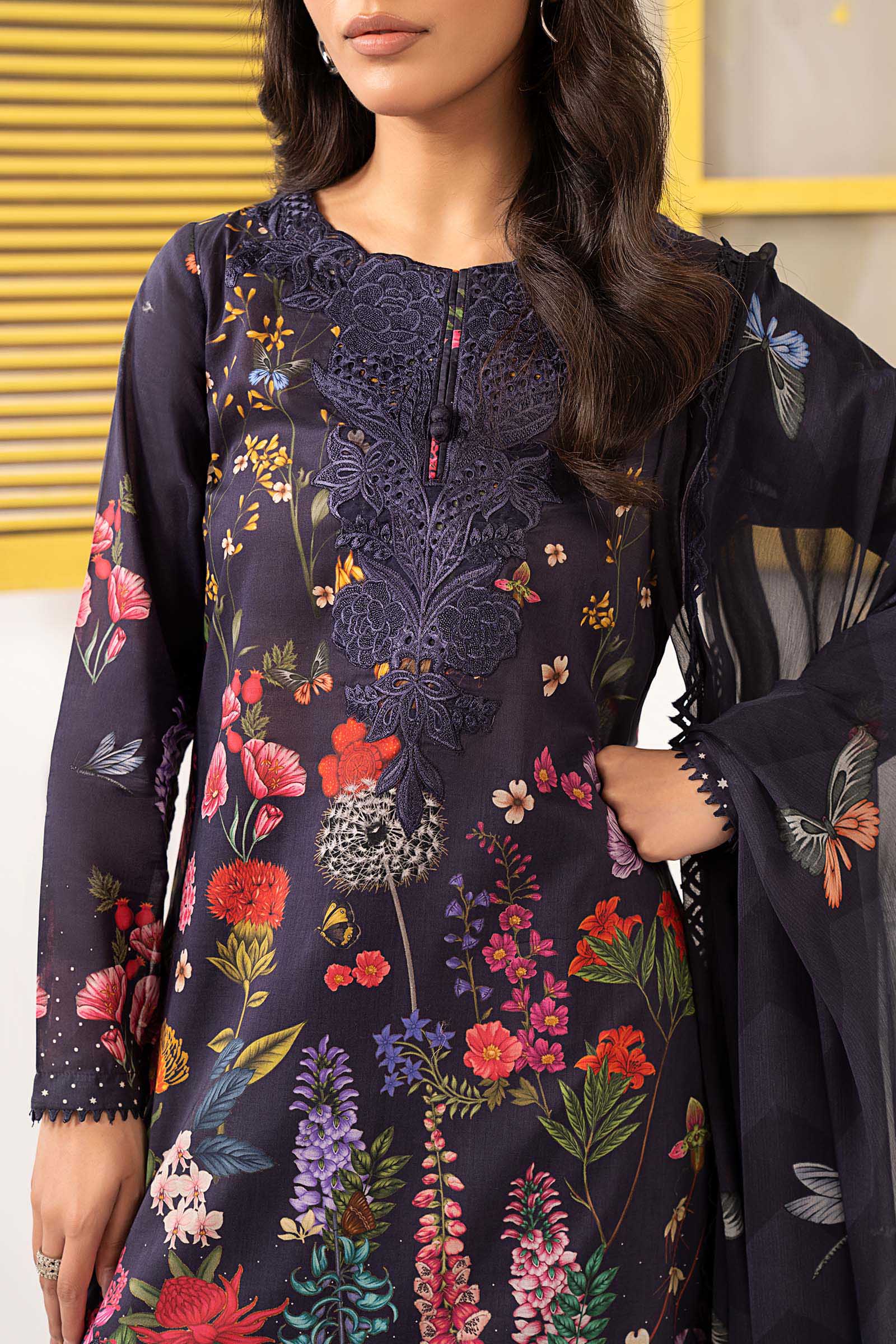 3 Piece Embroidered Lawn Suit