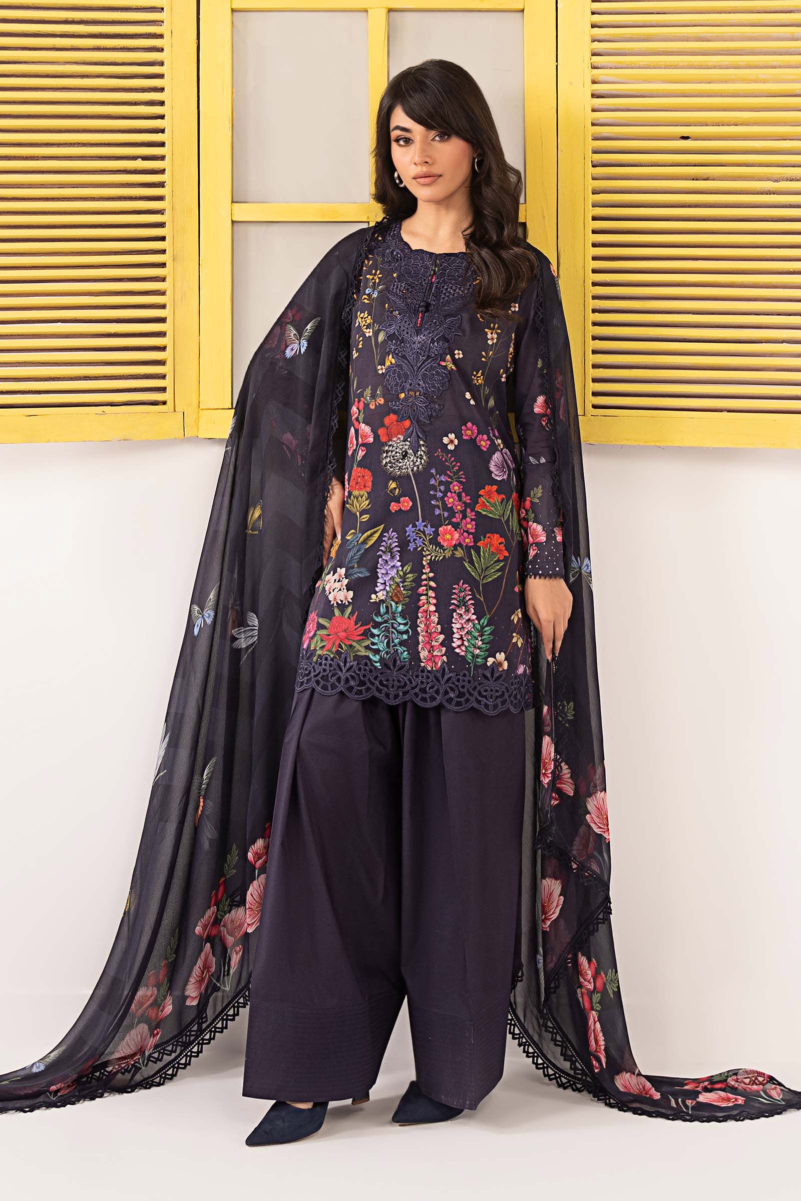 3 Piece Embroidered Lawn Suit
