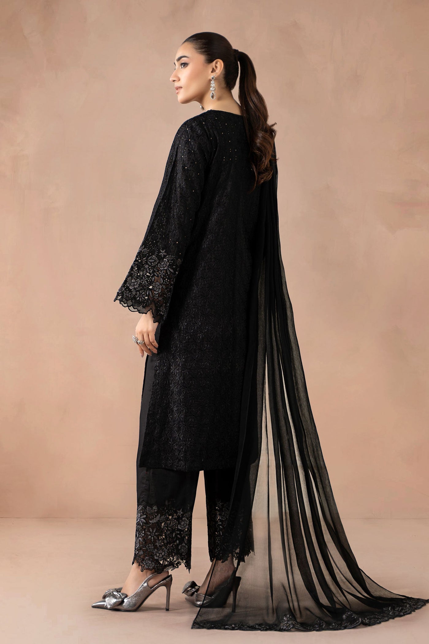 3 Piece Embroidered Lawn Suit