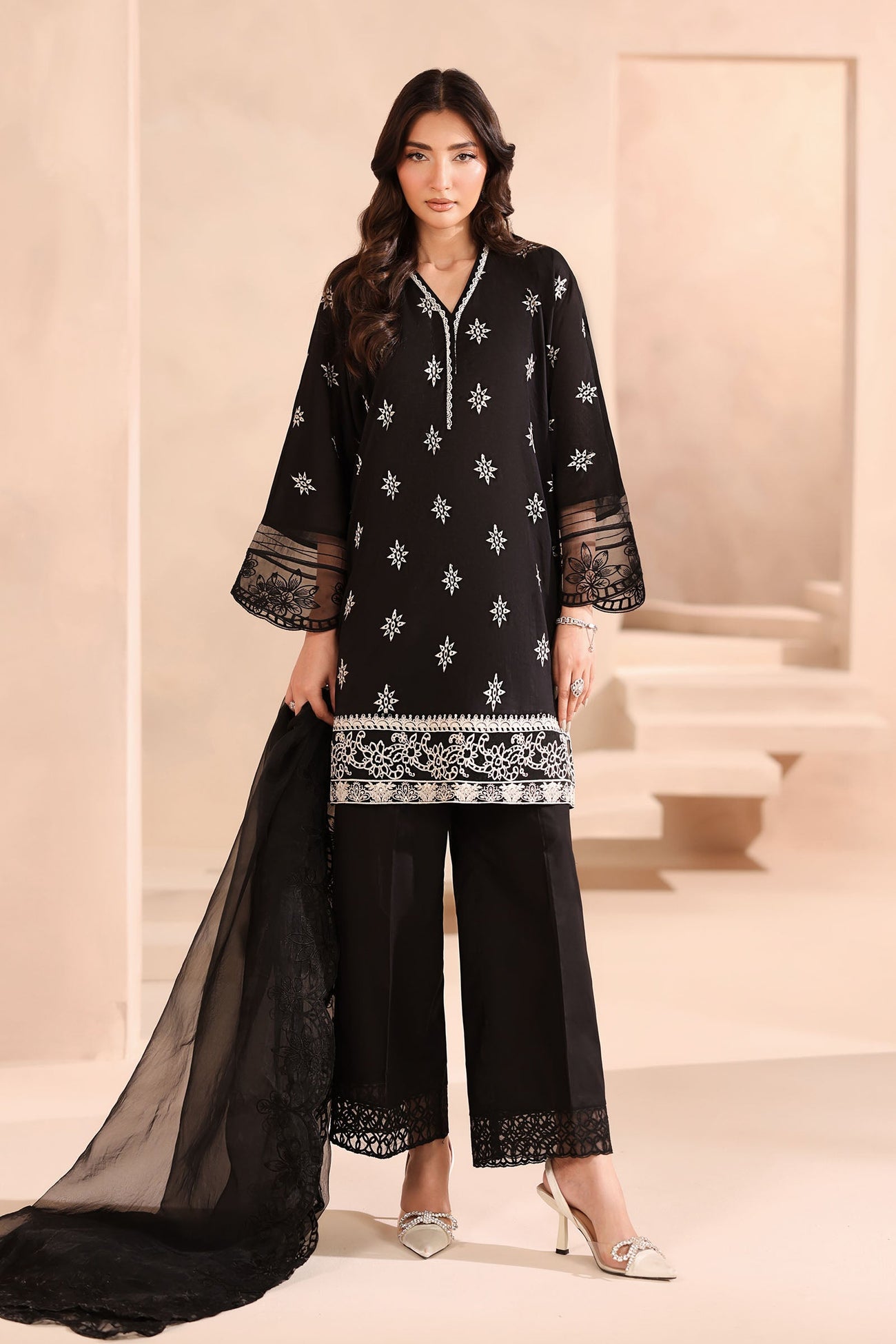 3 Piece Embroidered Lawn Suit