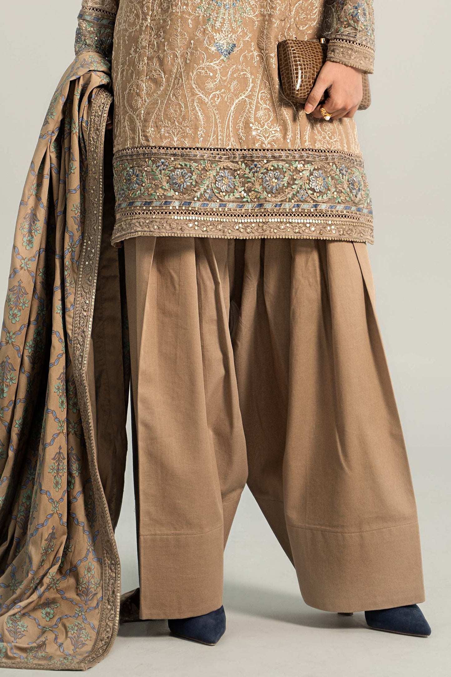 3 Piece Embroidered Khaddar Suit