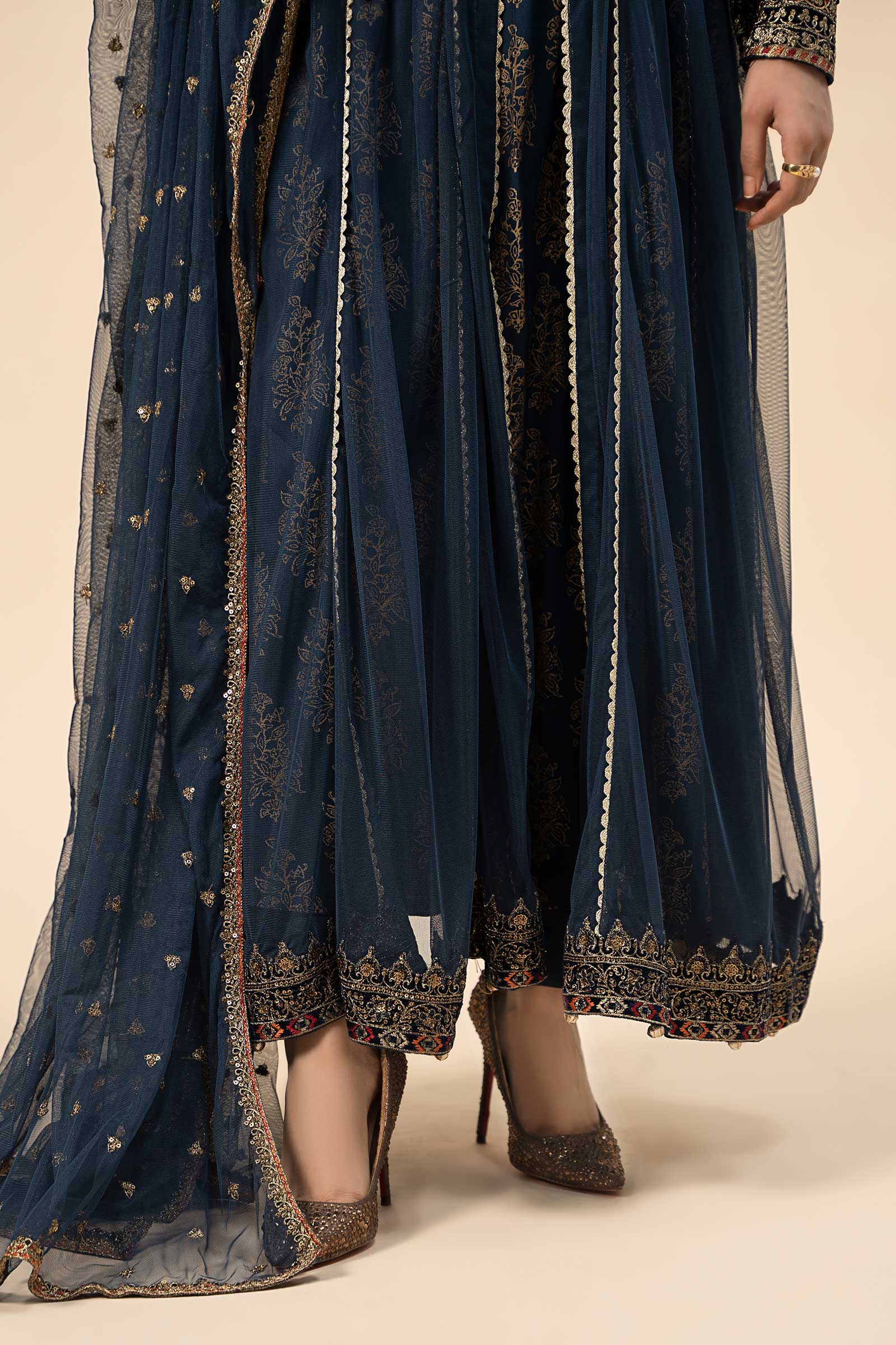 3 Piece Embroidered Khaddar Suit