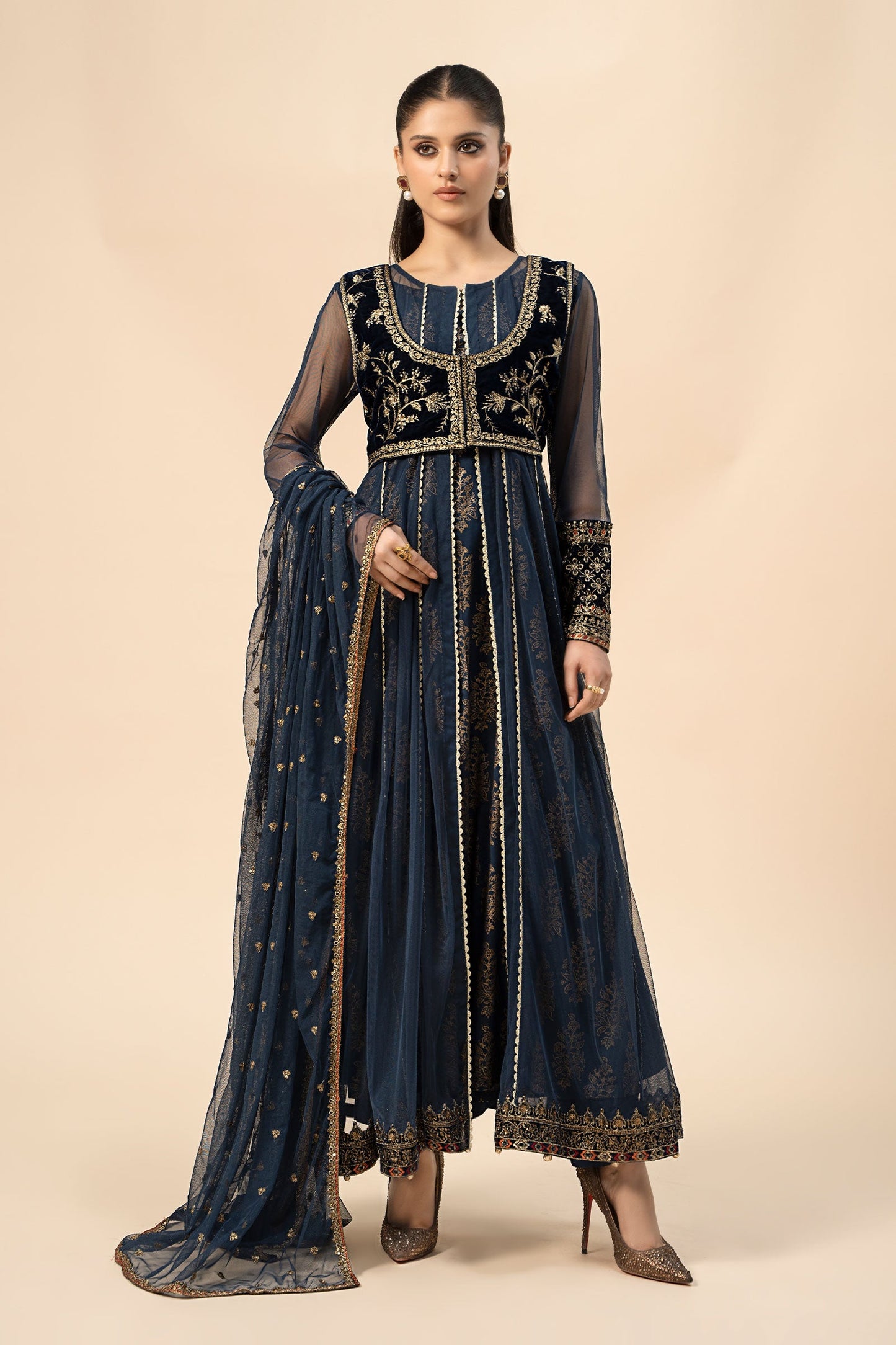 3 Piece Embroidered Khaddar Suit