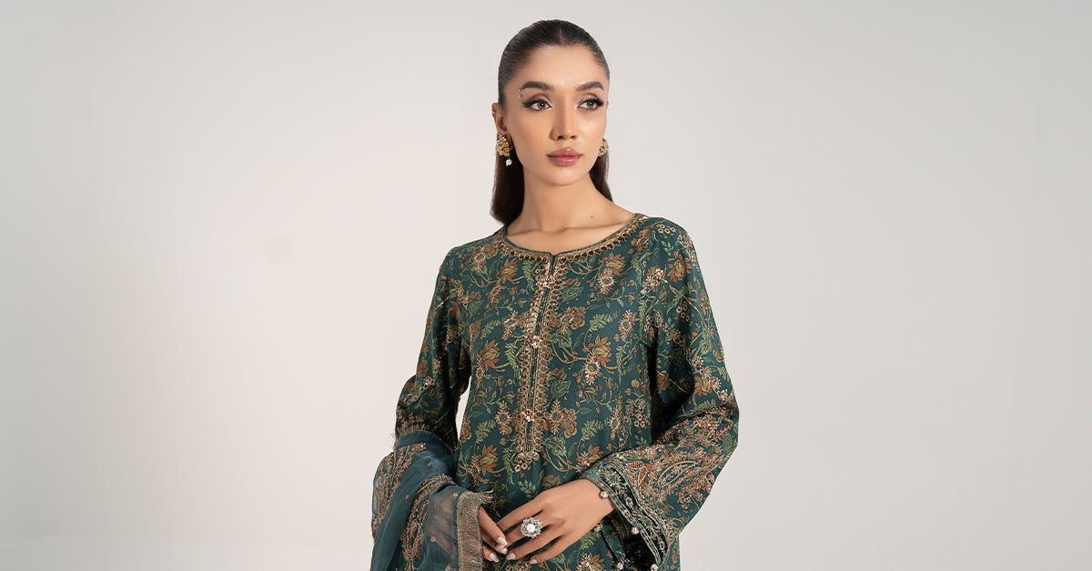 3 Piece Embroidered Plush Suit