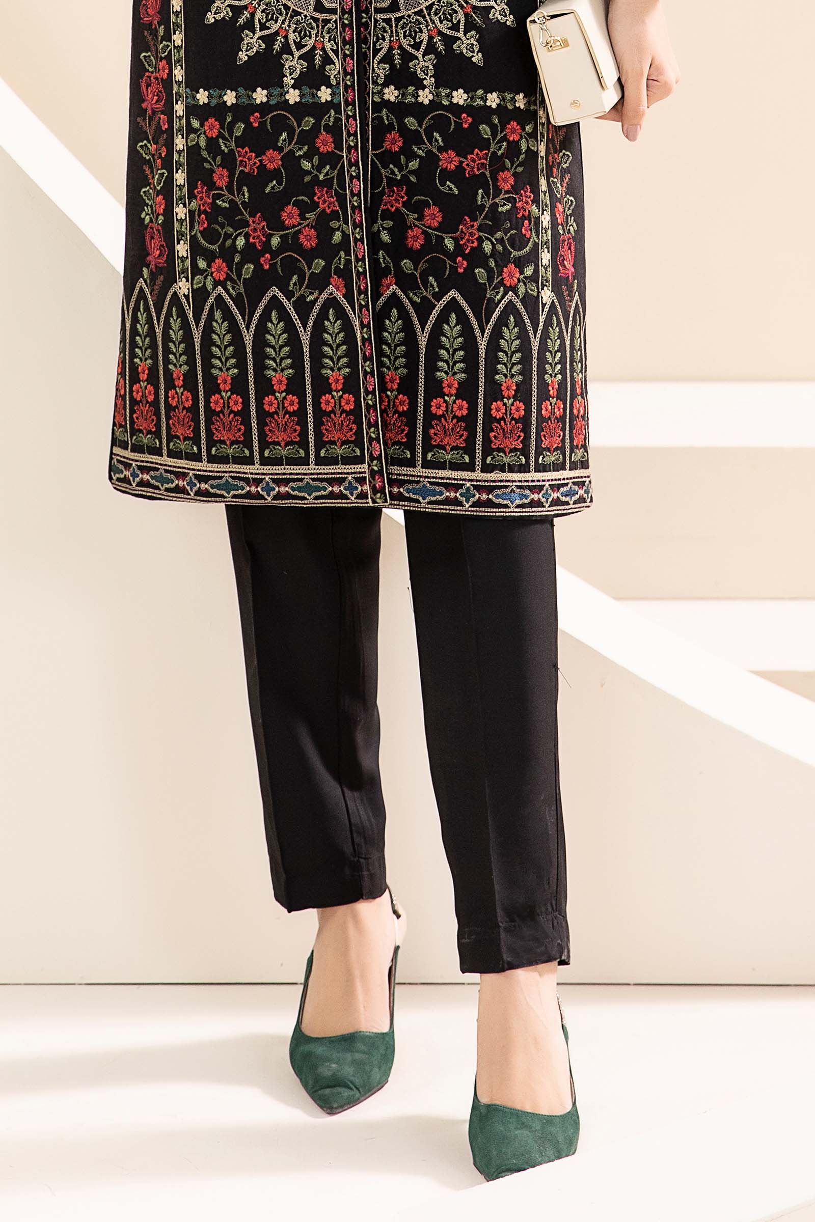 3 Piece Embroidered Khaddar Suit
