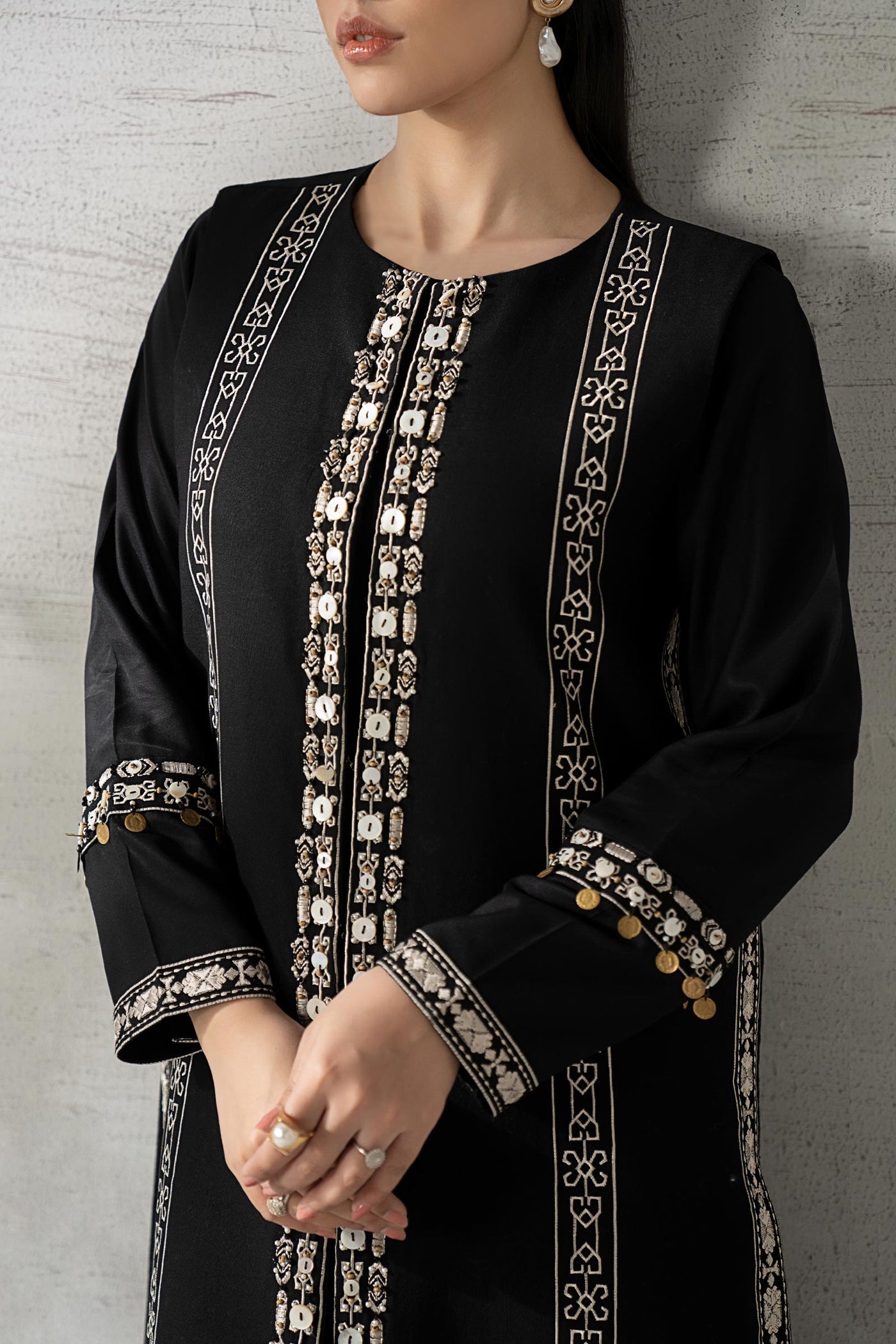 3 Piece Embroidered Khaddar Suit