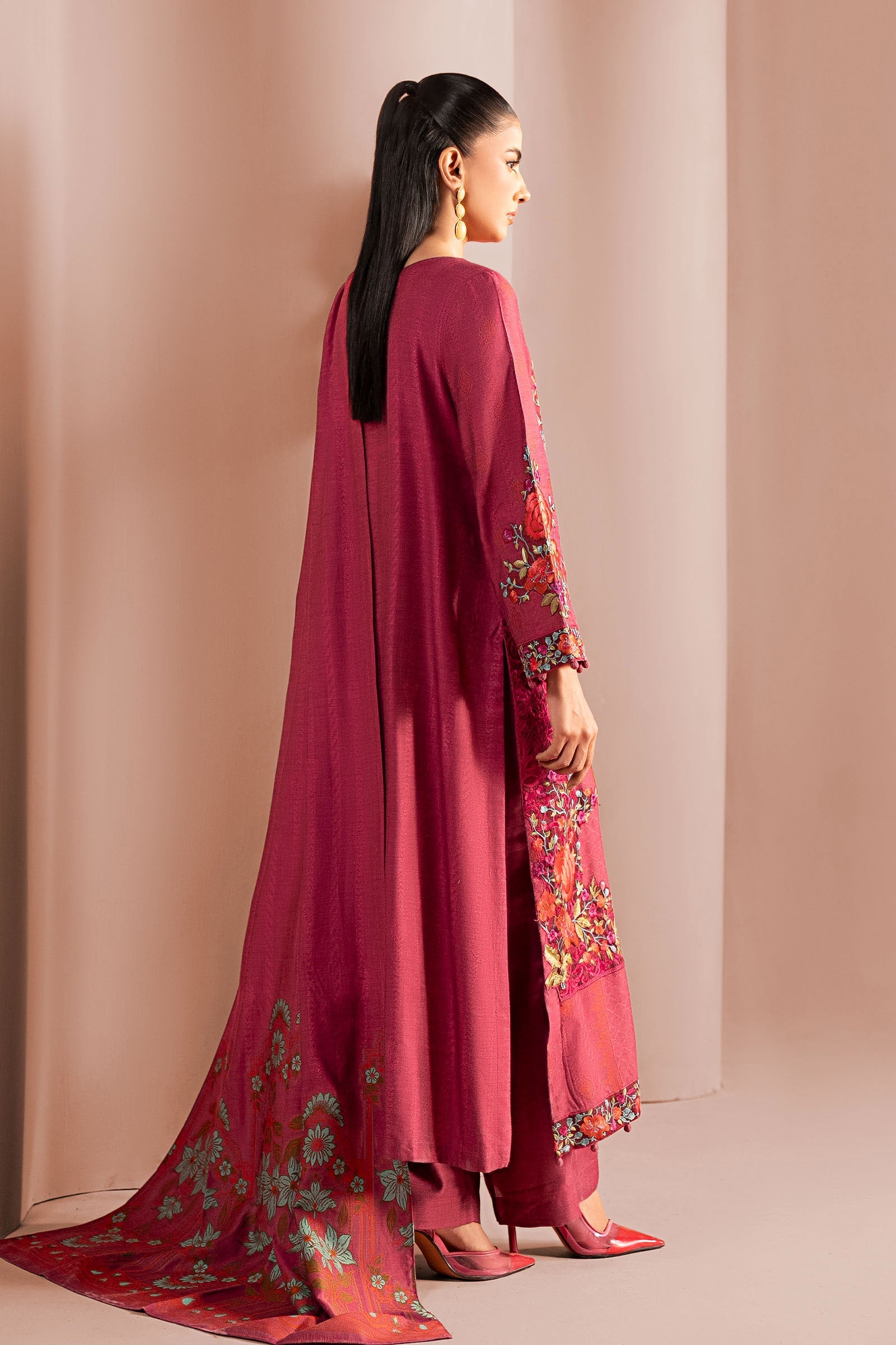 3 Piece Embroidered Jacquard Suit
