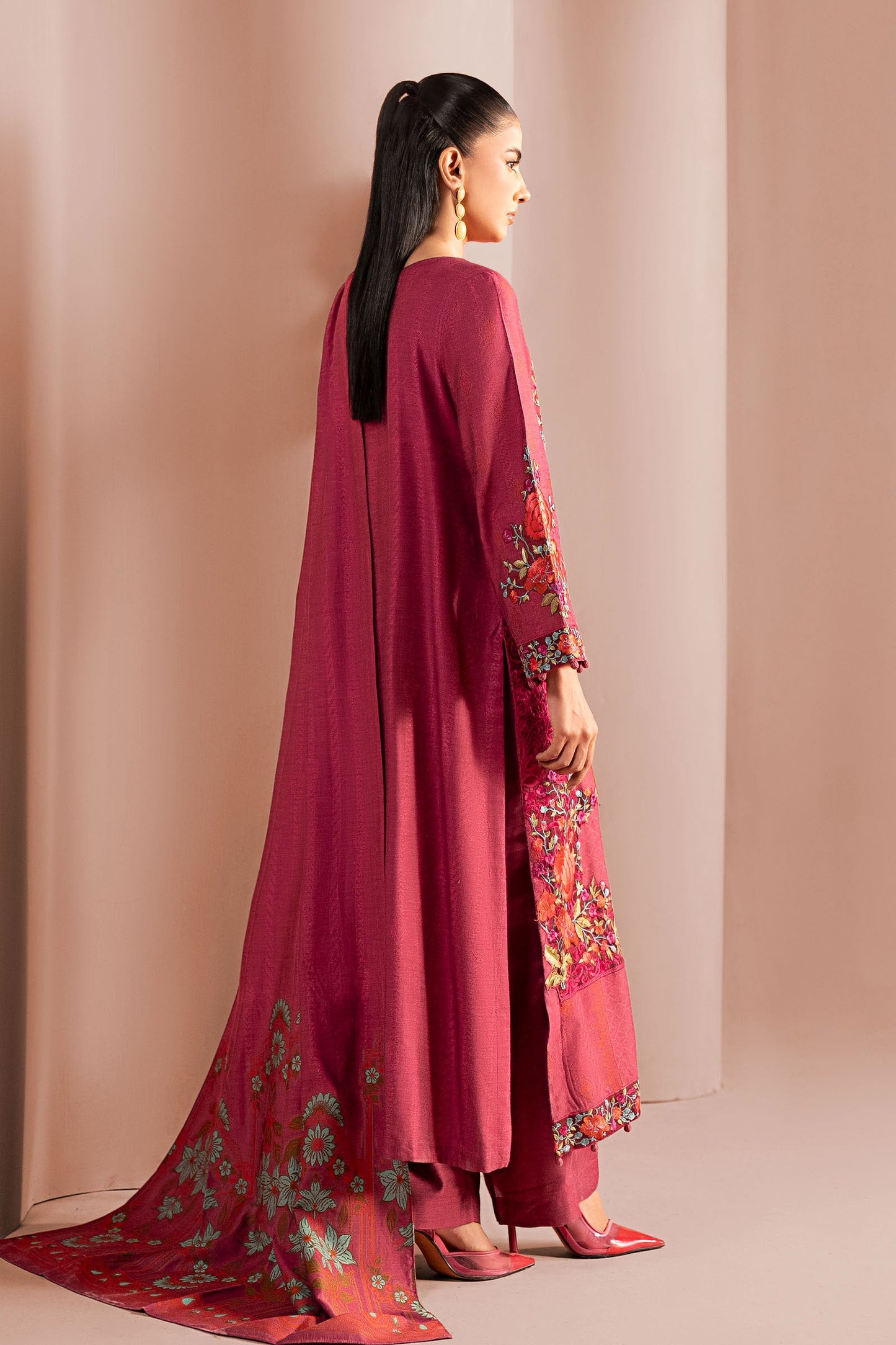 3 Piece Embroidered Jacquard Suit
