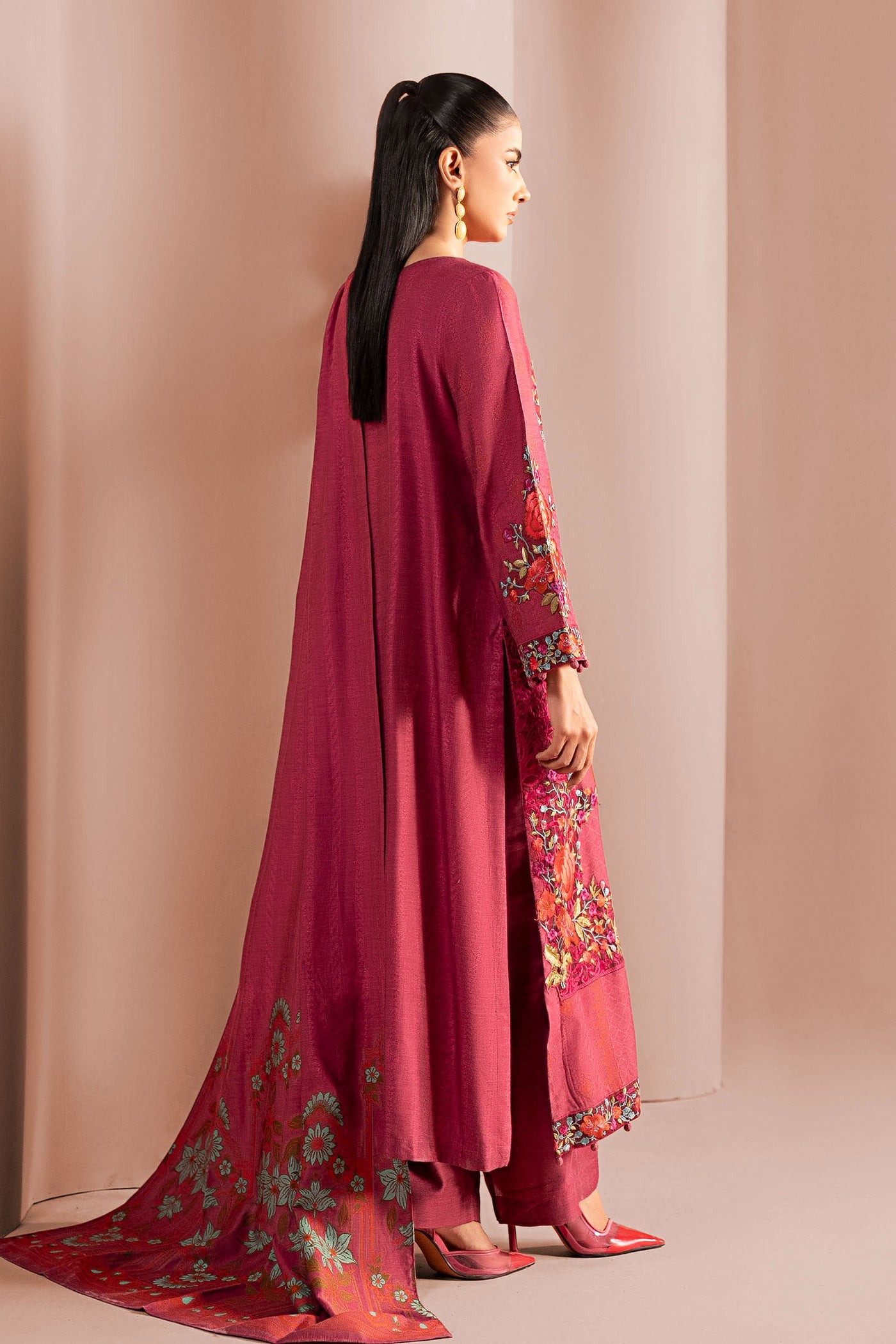 3 Piece Embroidered Jacquard Suit