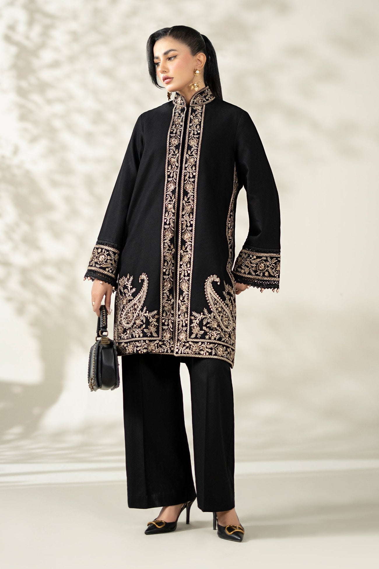 3 Piece Embroidered Khaddar Suit
