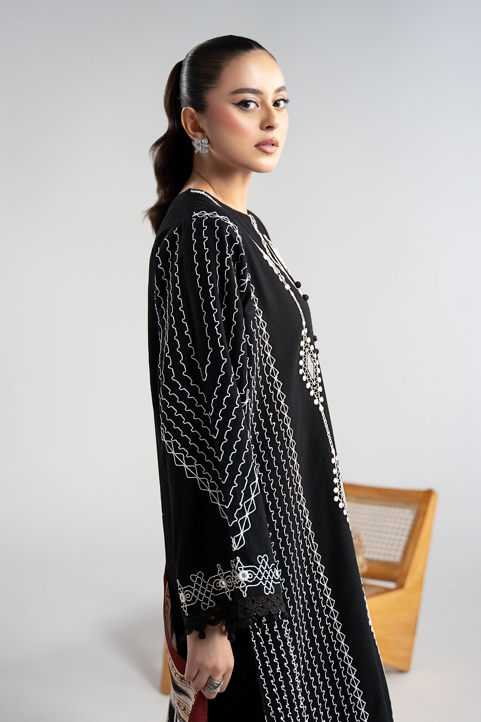 3 Piece Embroidered Khaddar Suit