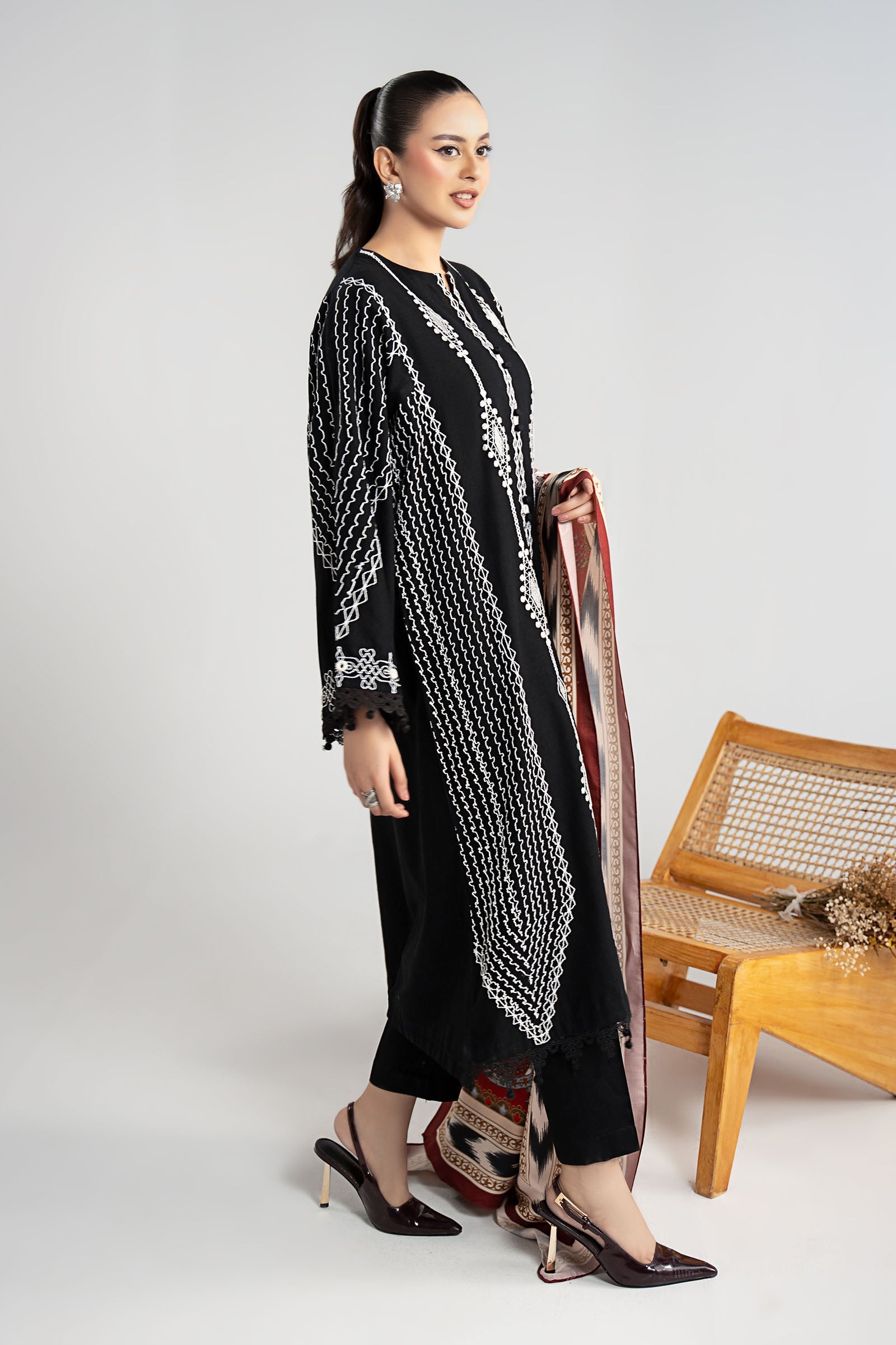 3 Piece Embroidered Khaddar Suit