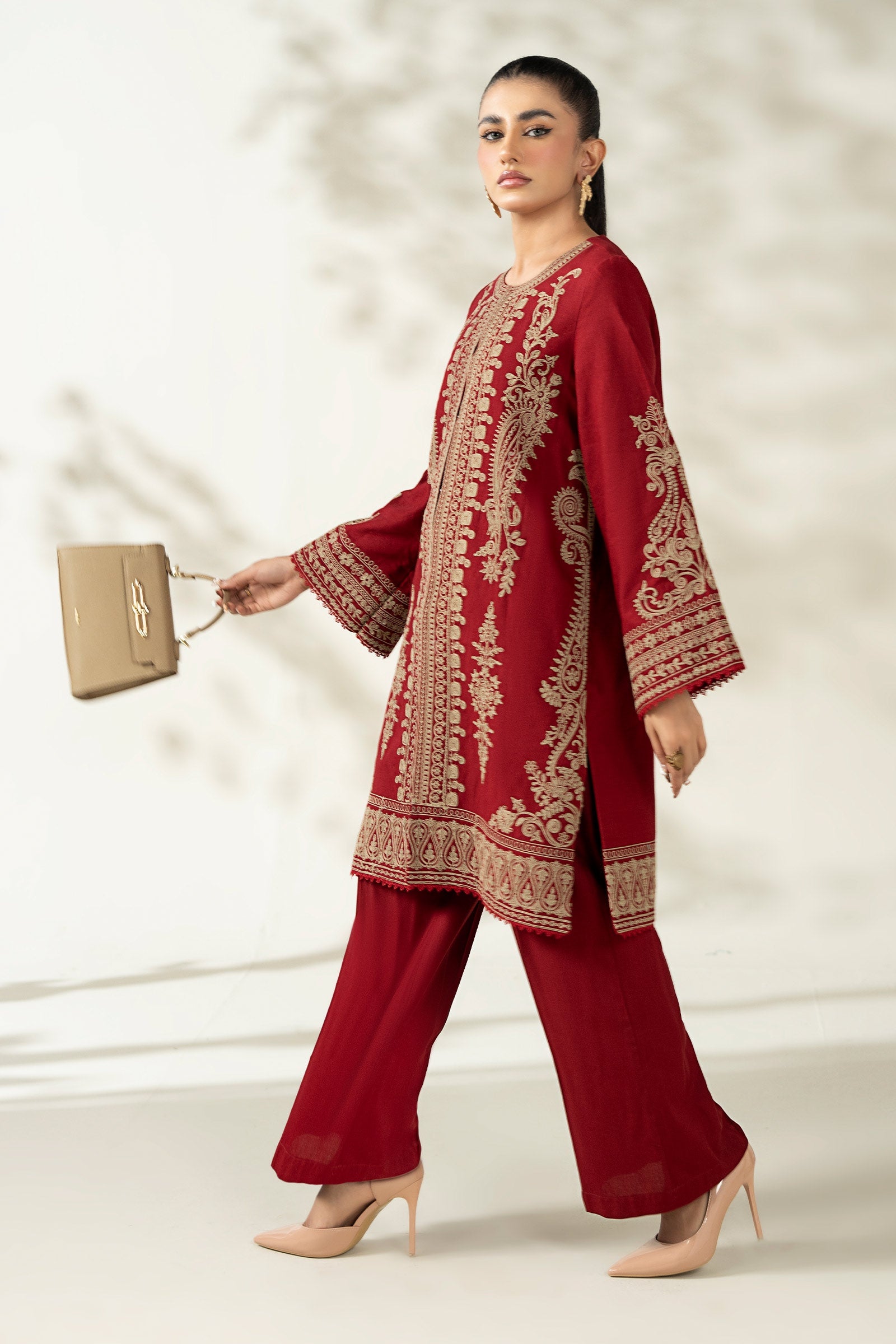 3 Piece Embroidered Khaddar Suit
