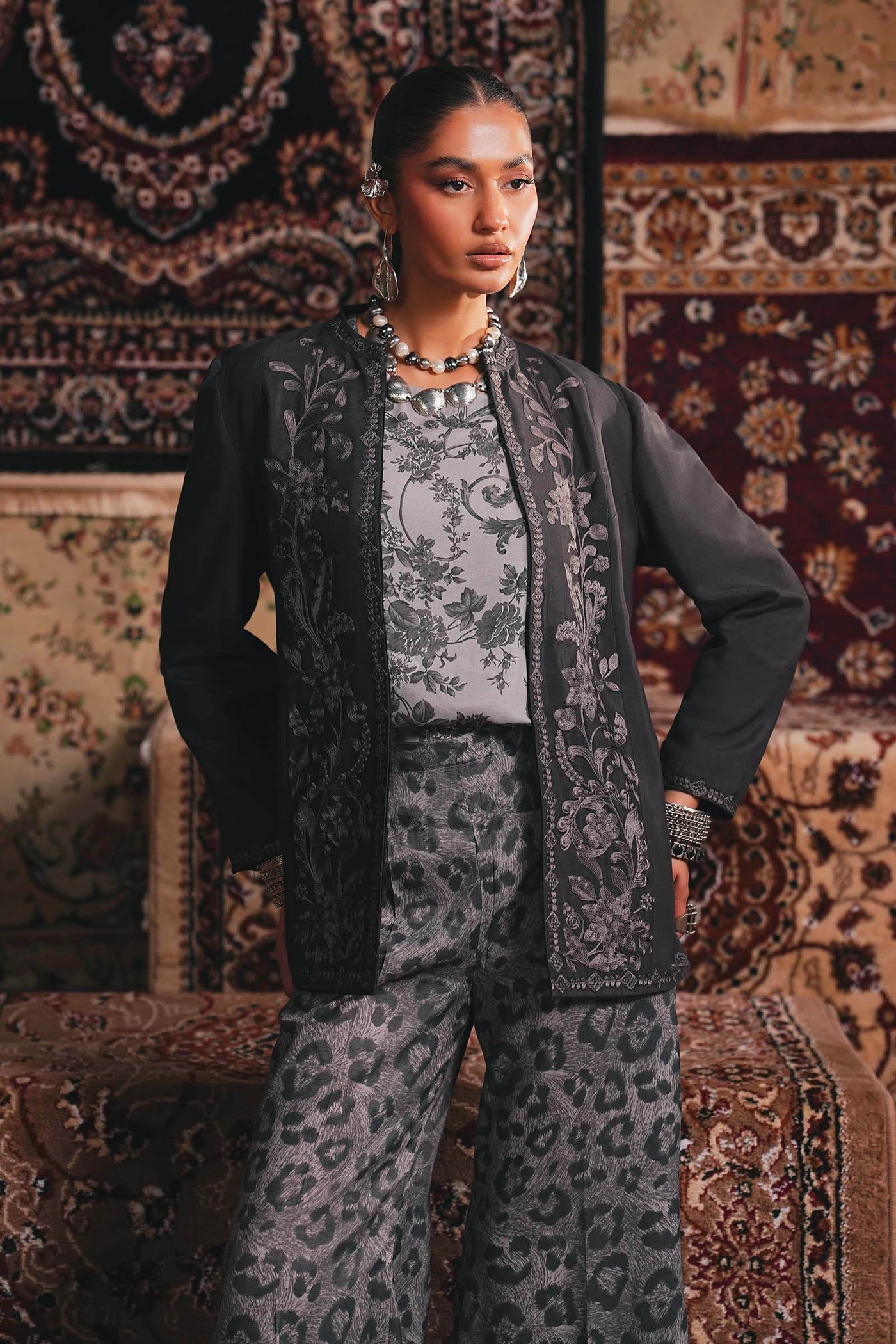 Embroidered Pk Raw Silk Jacket Set