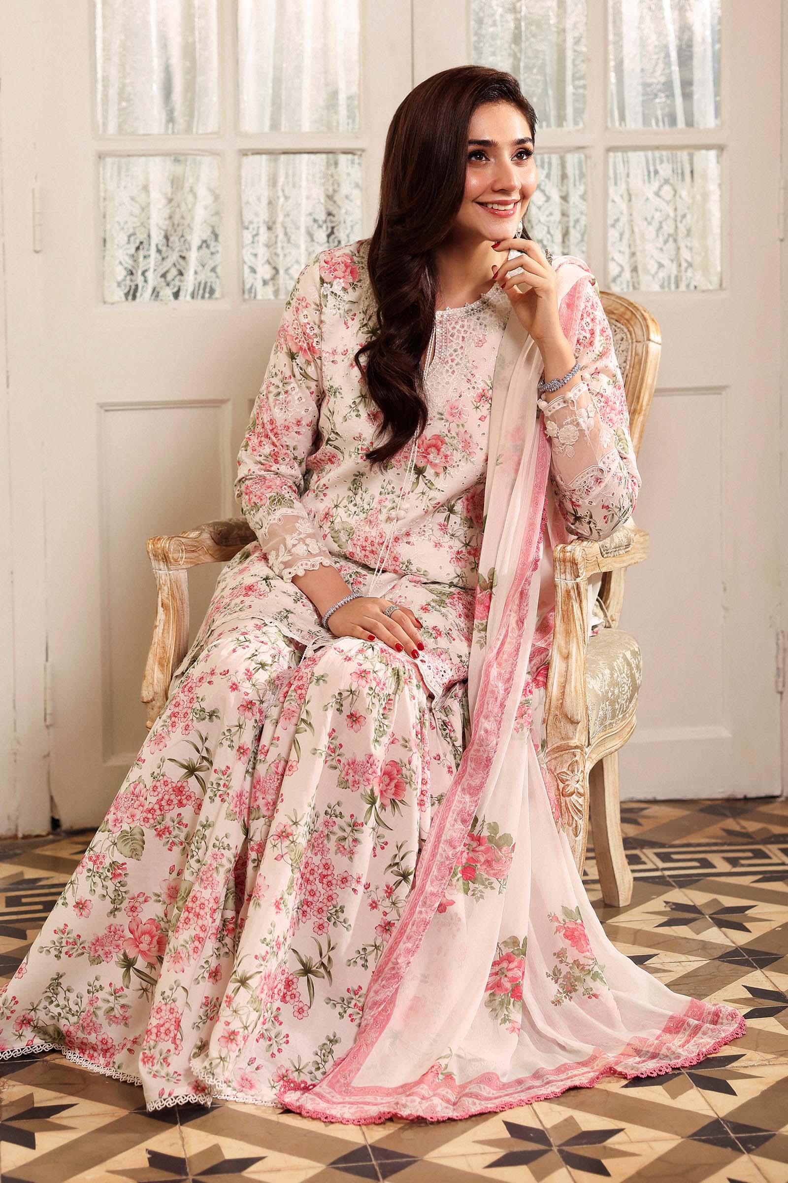 3 Piece Embroidered Lawn Suit