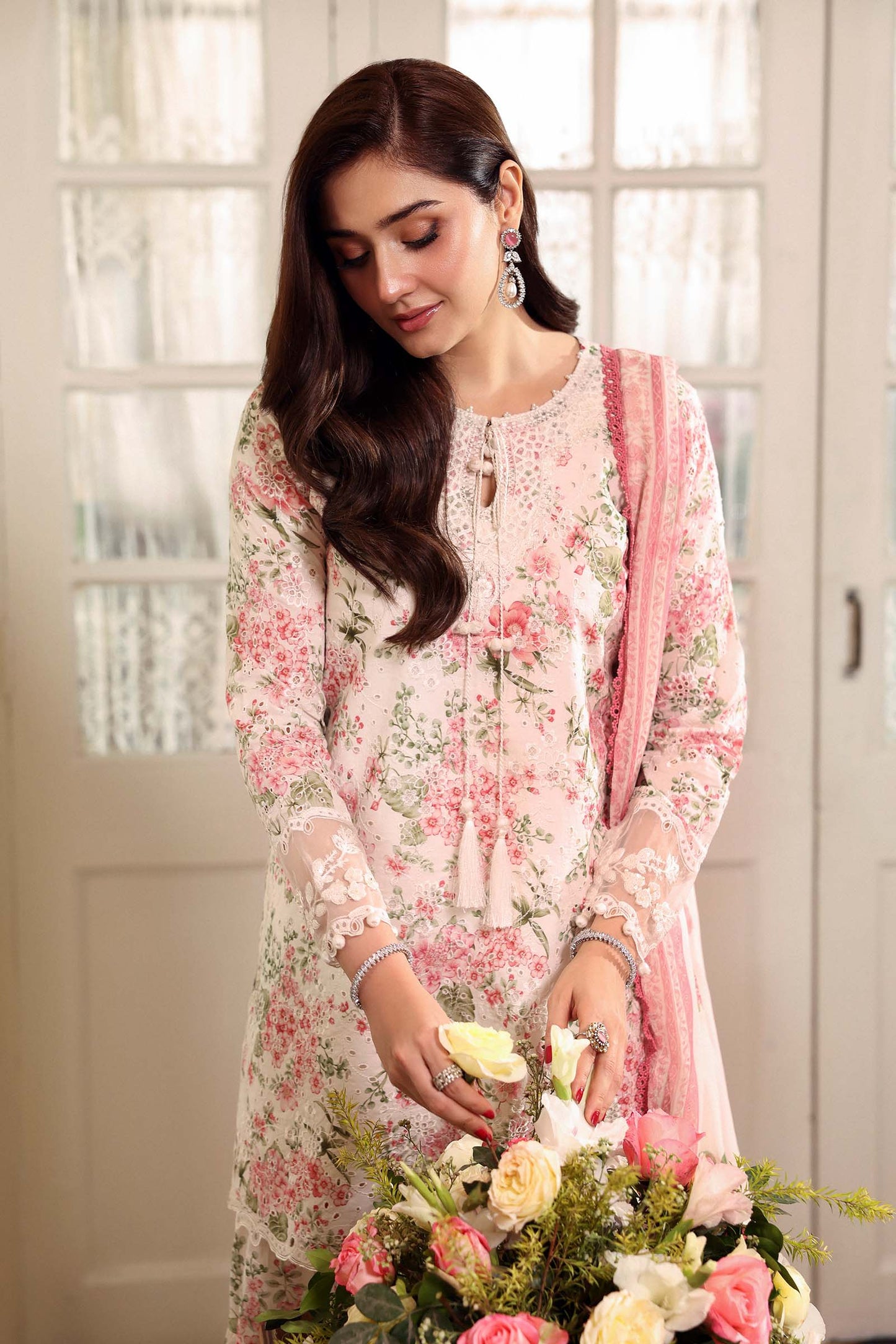 3 Piece Embroidered Lawn Suit