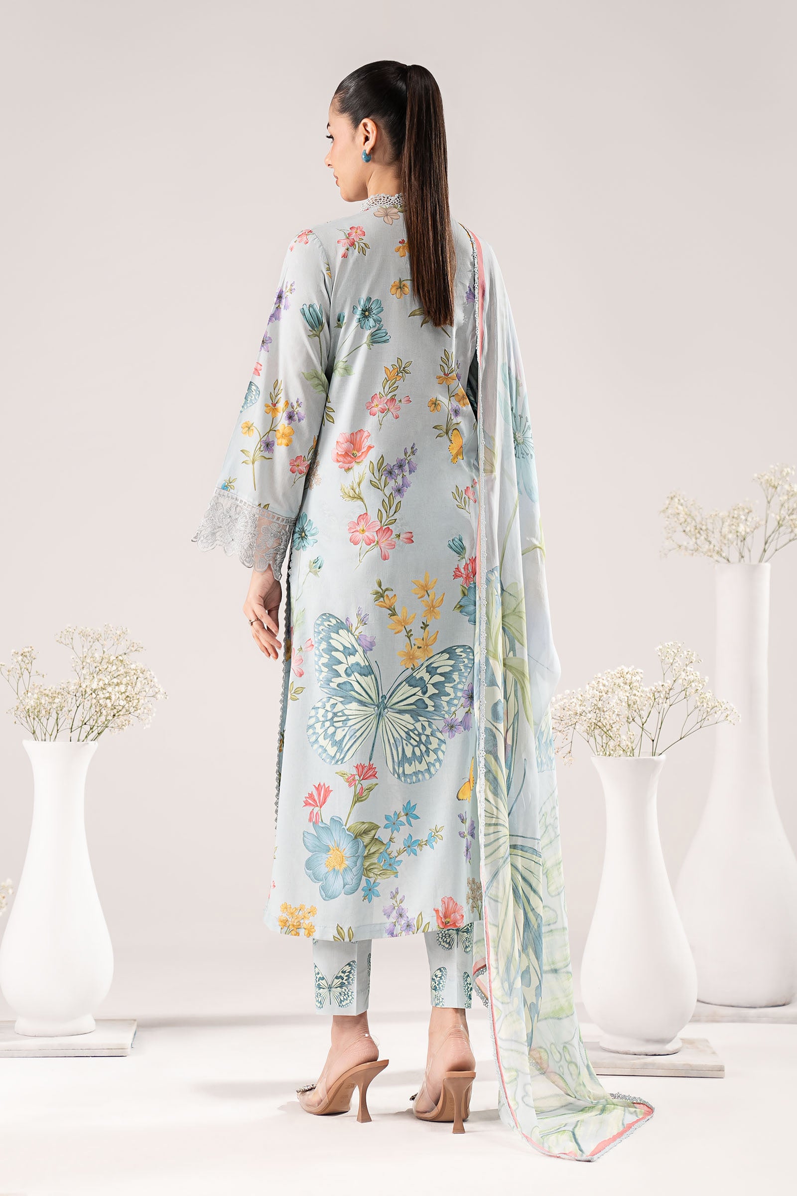3 Piece Embroidered Lawn Suit